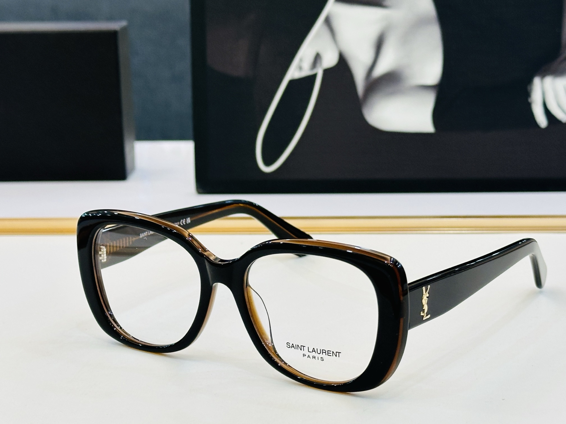 新款 YSL圣罗兰方形墨镜 🍎 SLM151 🍎Size：54口20-145 新品 百搭版型Z 做工细节