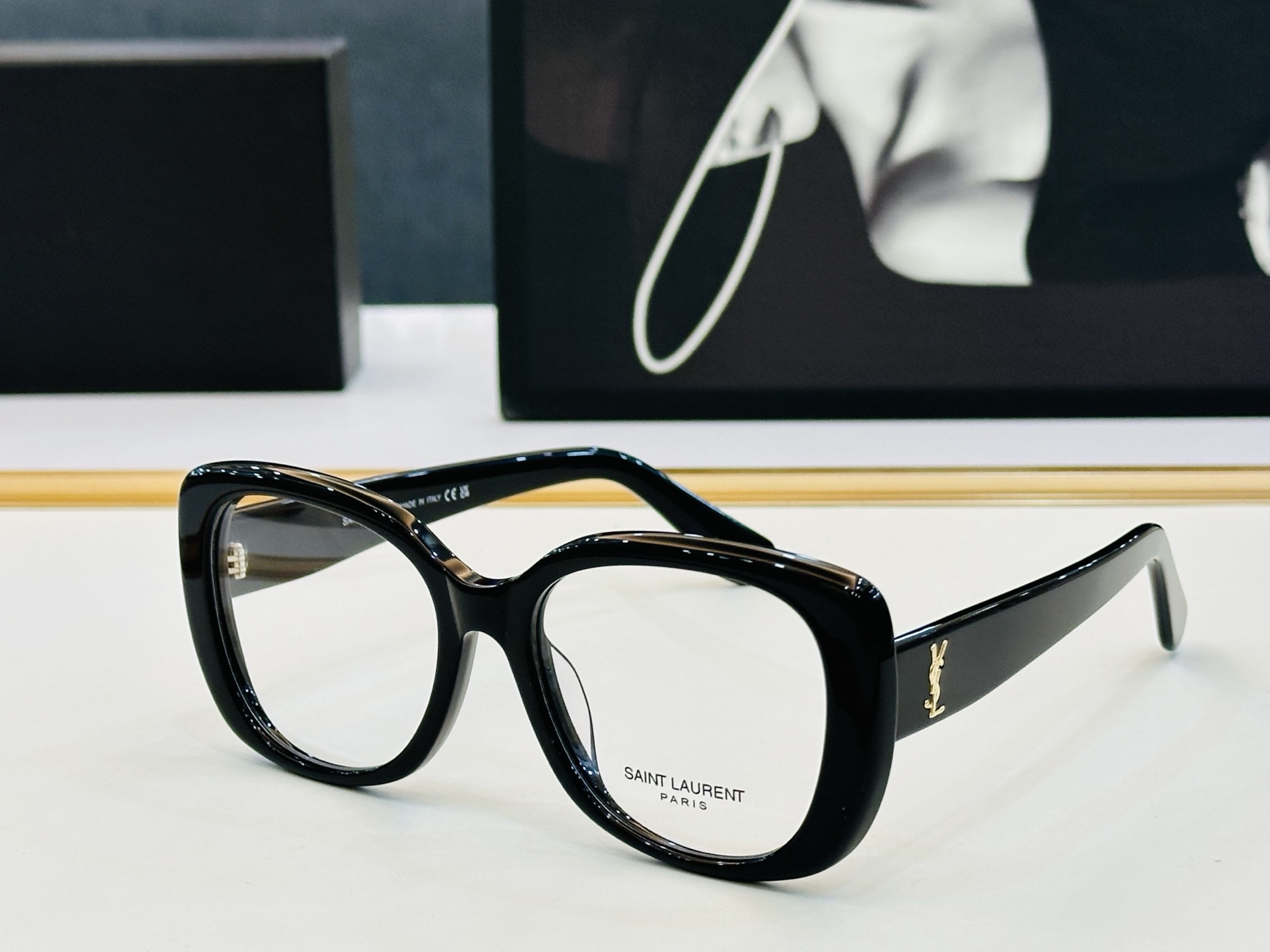 新款 YSL圣罗兰方形墨镜 🍎 SLM151 🍎Size：54口20-145 新品 百搭版型Z 做工细节