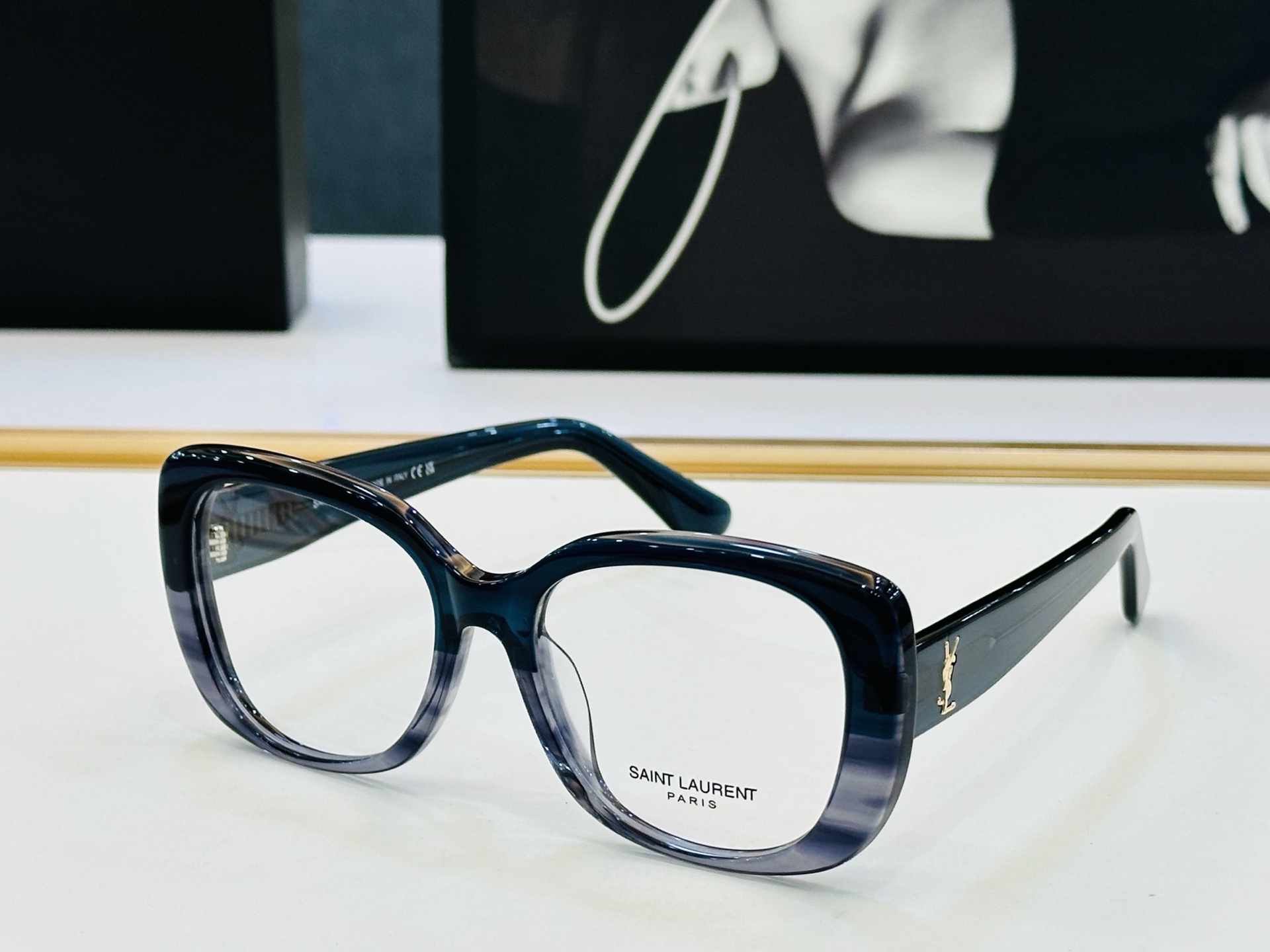 新款 YSL圣罗兰方形墨镜 🍎 SLM151 🍎Size：54口20-145 新品 百搭版型Z 做工细节