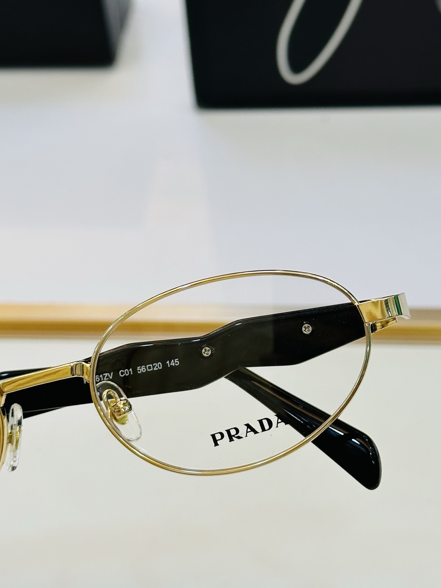 🔺PRAD*🔻普家 PR61ZV Size：56口20-145 眼镜系列堪称精湛制作 彰显独特个 L最新