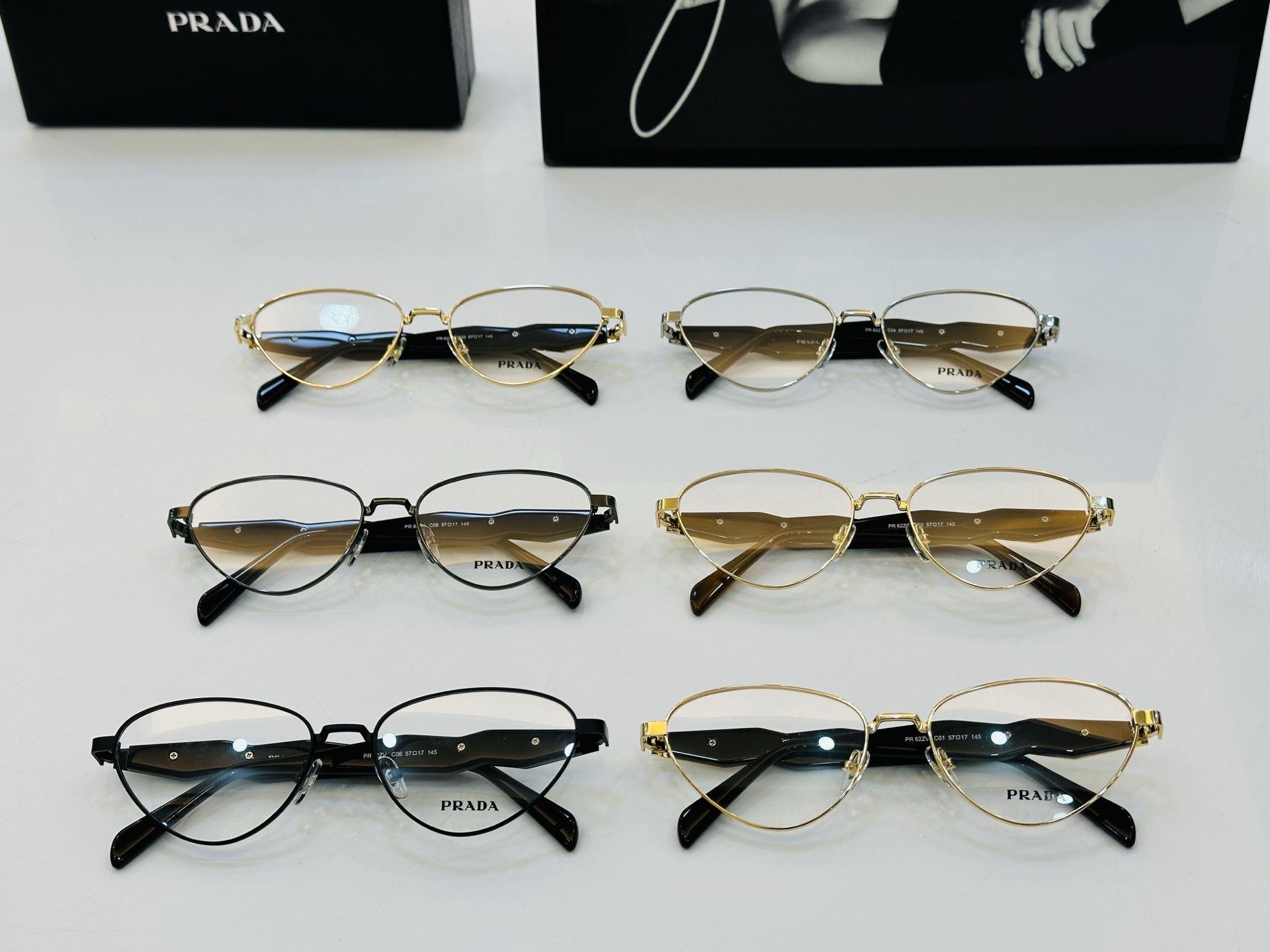 🔺PRAD*🔻普家 PR62ZV Size：57口17-145 眼镜系列堪称精湛制作 彰显独特个 L最新