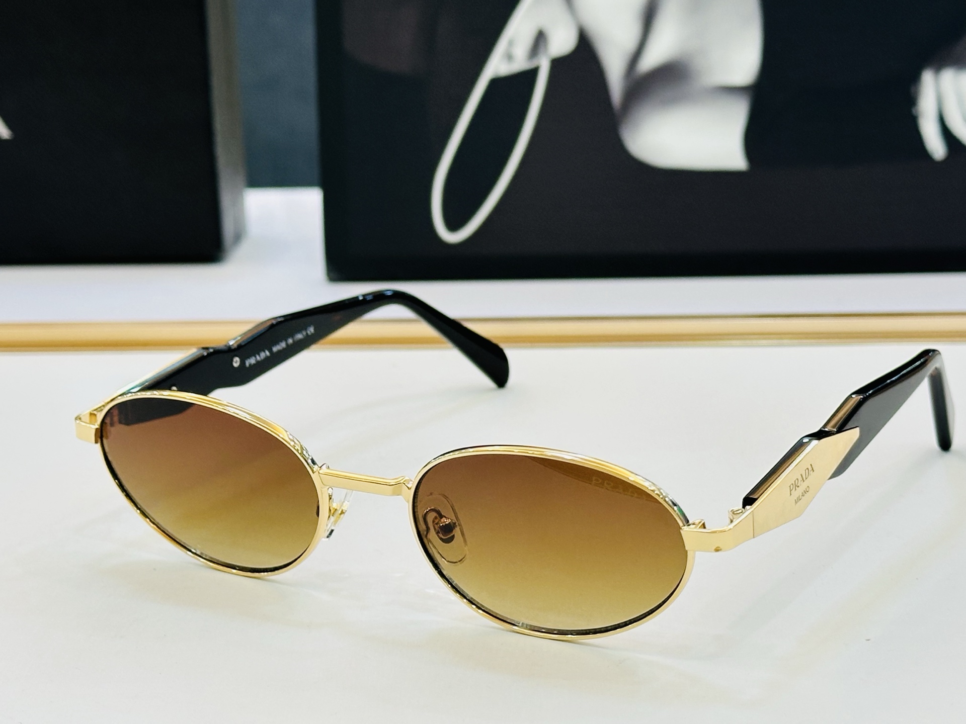 🔺PRAD*🔻普家 PR61ZV Size：56口20-145 眼镜系列堪称精湛制作 彰显独特个 L最新