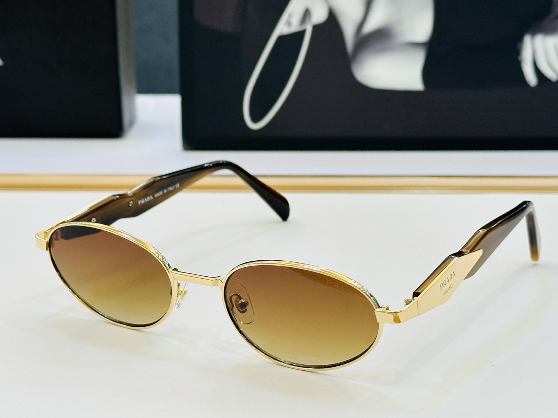 🔺PRAD*🔻普家 PR61ZV Size：56口20-145 眼镜系列堪称精湛制作 彰显独特个 L最新