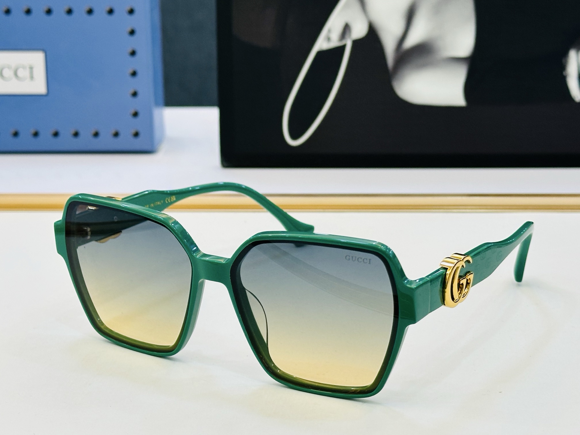 GUCC* 古家 GG1646 🐝🐝系列 Size：61口15-140 🍁🍁K 超绝品质 太阳镜 。