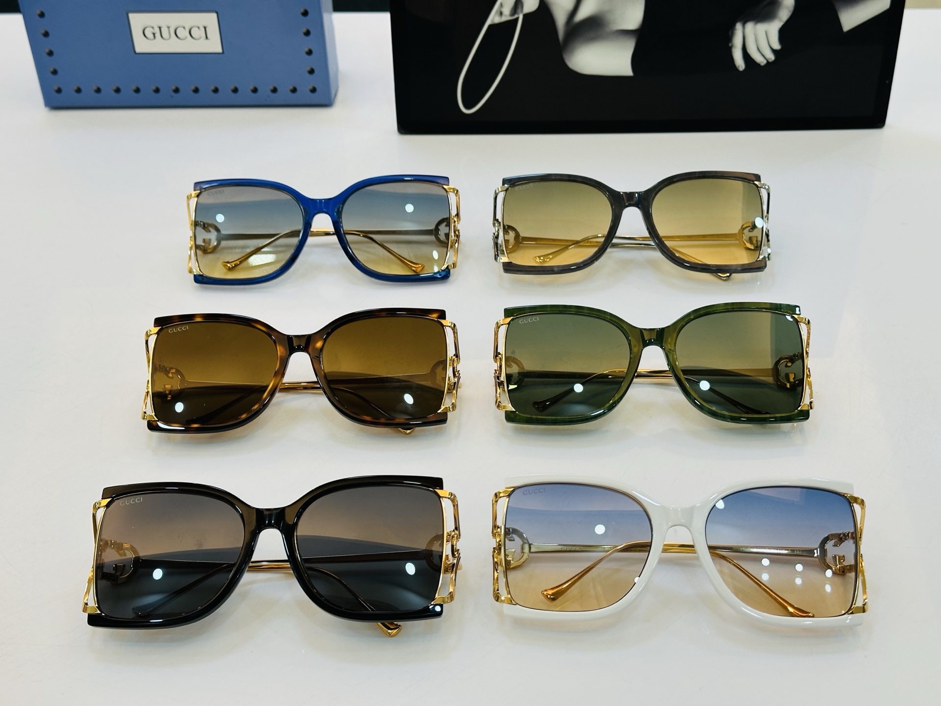 GUCC* 古家 GG1670 🐝🐝系列 Size：59口19-132 🍁🍁K 超绝品质 太阳镜 。