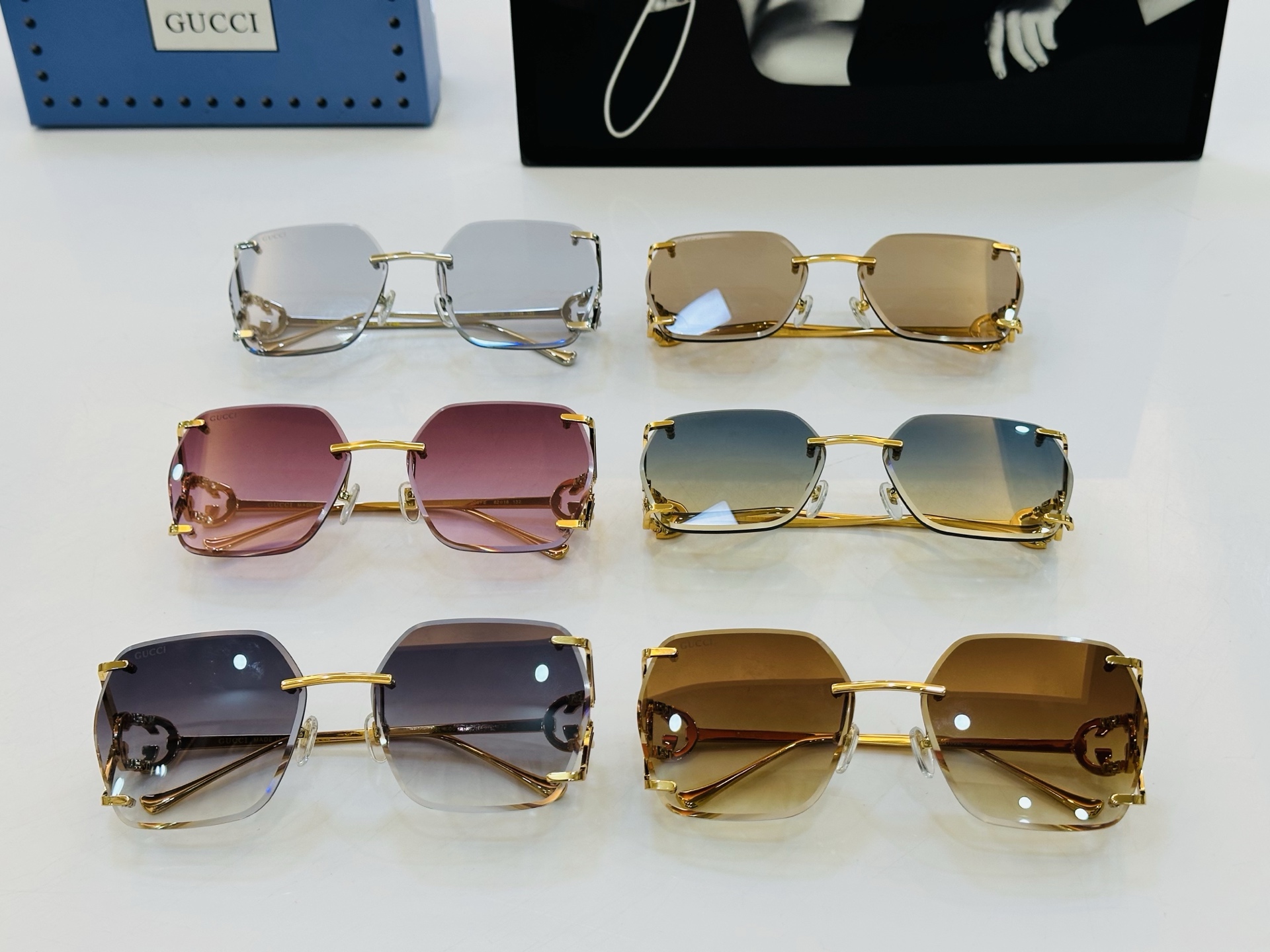 GUCC* 古家 GG1668 🐝🐝系列 Size：62口18-132 🍁🍁K 超绝品质 太阳镜 。