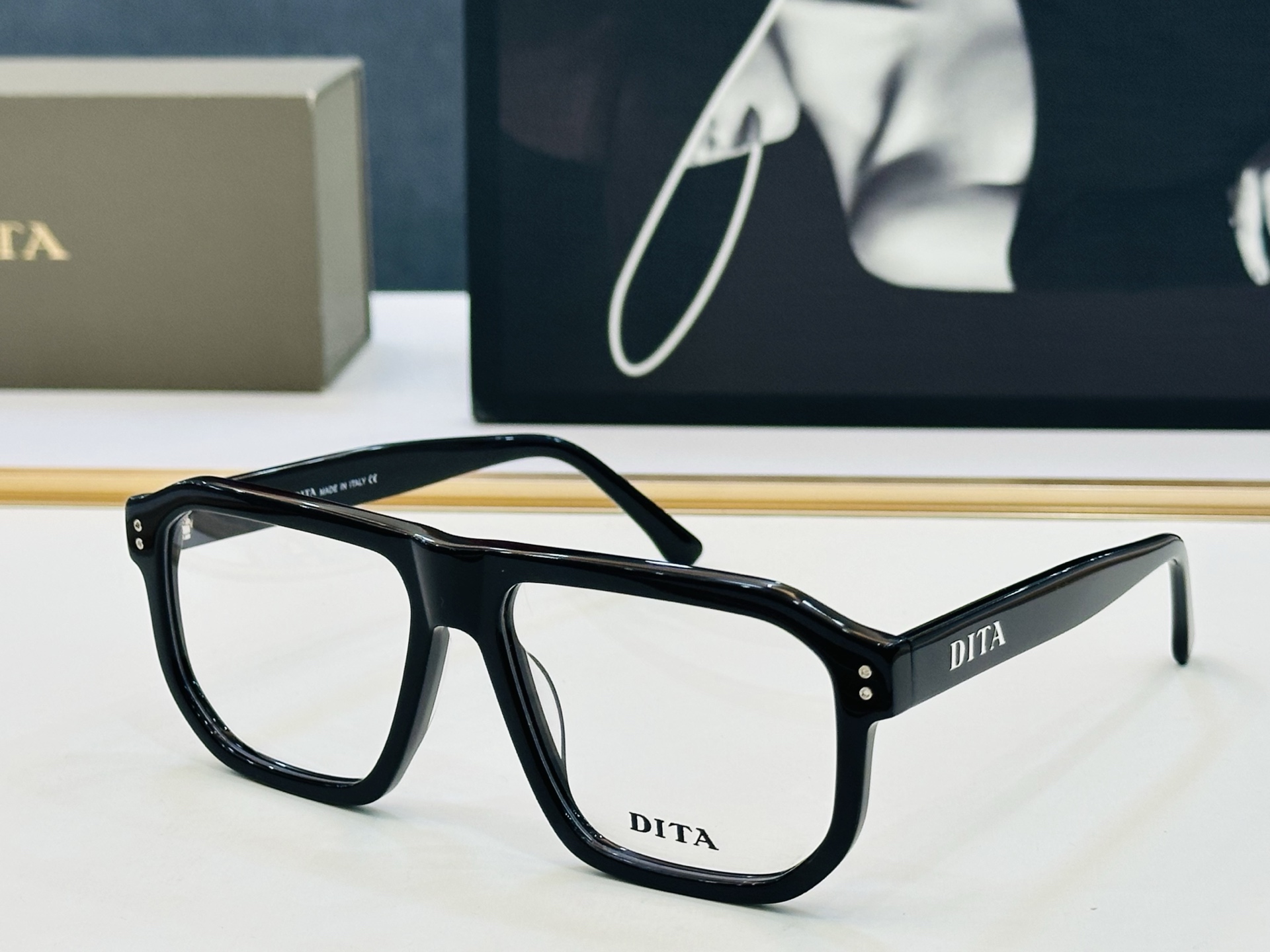 官网款 DlT* 迪塔 DT2085 Size：57口16-145 意大利最新 得意][得意]大气 🕶L