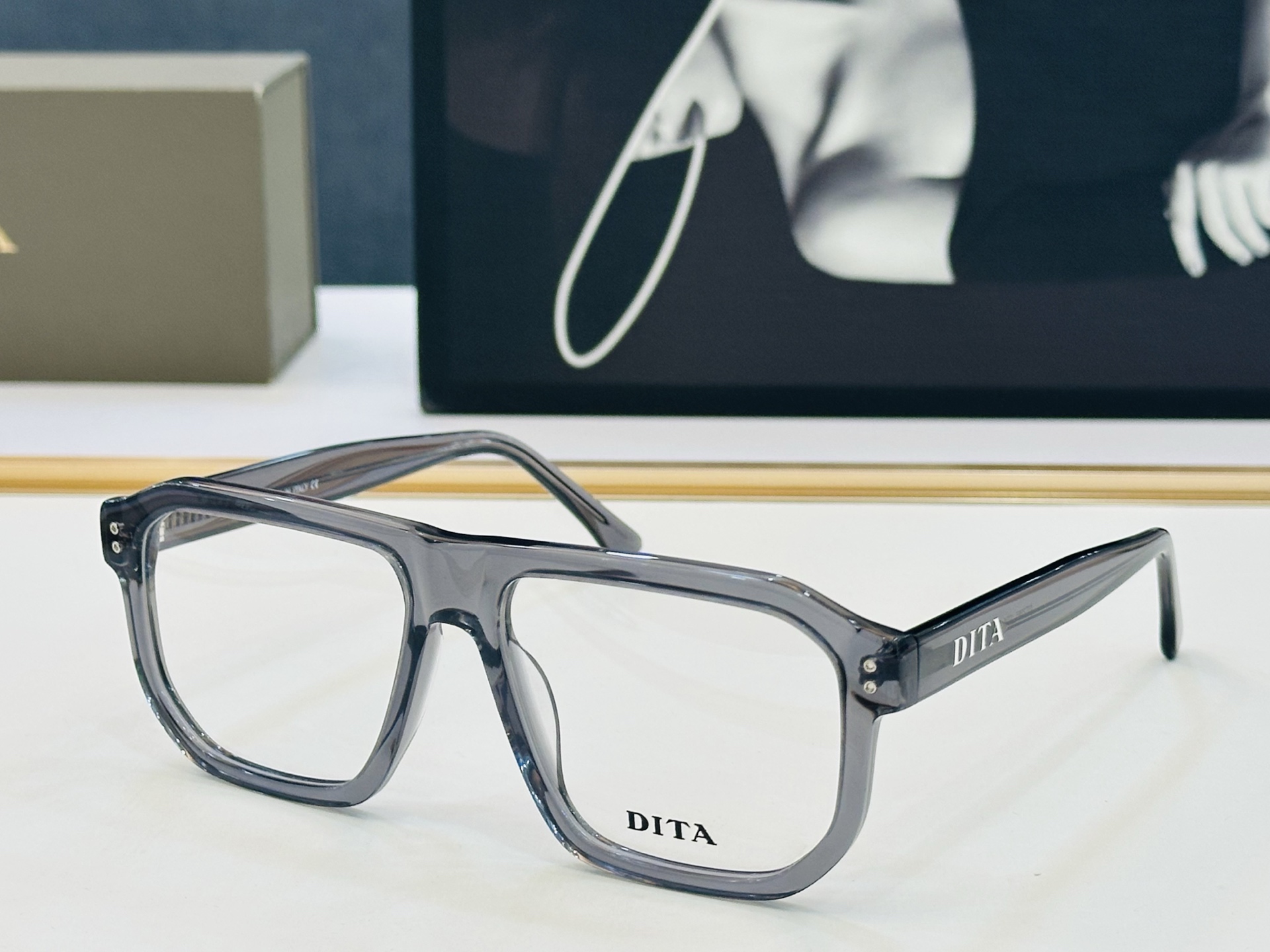 官网款 DlT* 迪塔 DT2085 Size：57口16-145 意大利最新 得意][得意]大气 🕶L