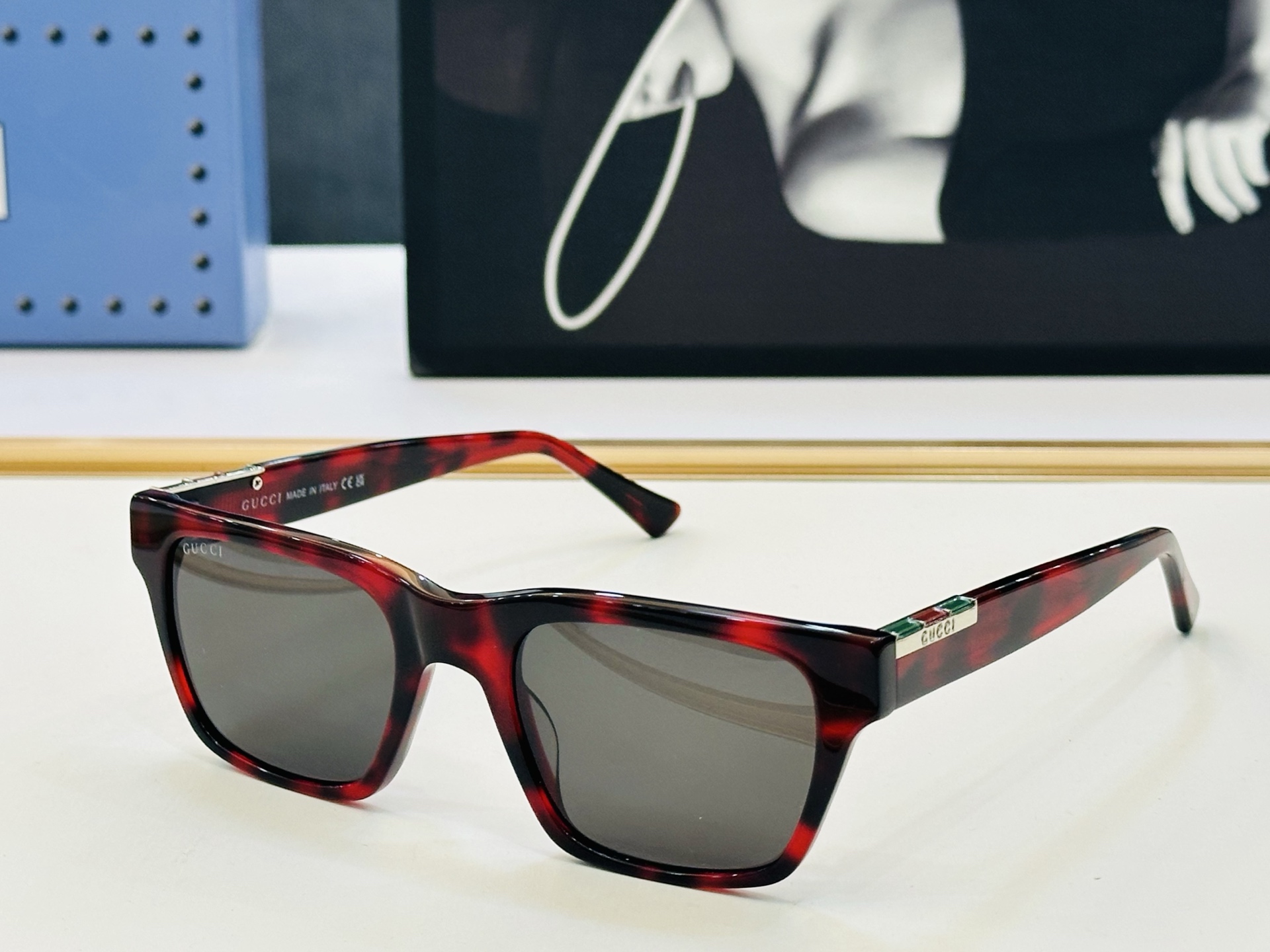 GUCC* 古家 GG1889S 🐝🐝系列 Size：51口20-145 🍁🍁 L超绝品质 。