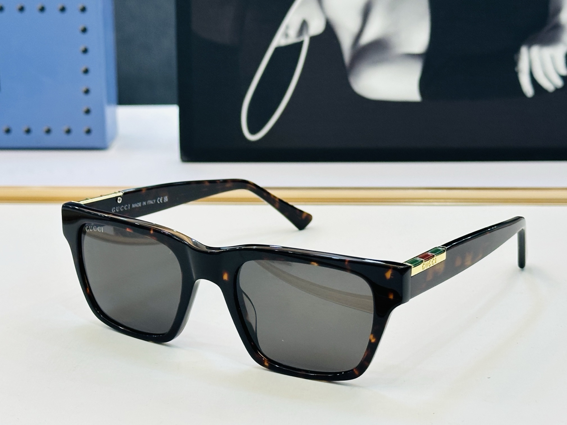 GUCC* 古家 GG1889S 🐝🐝系列 Size：51口20-145 🍁🍁 L超绝品质 。