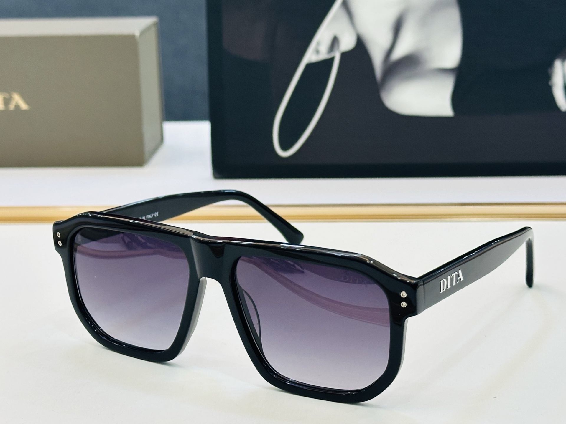 官网款 DlT* 迪塔 DT2085 Size：57口16-145 意大利最新 得意][得意]大气 🕶L