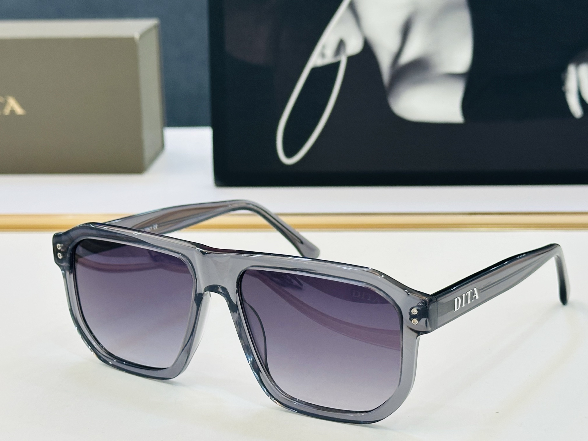 官网款 DlT* 迪塔 DT2085 Size：57口16-145 意大利最新 得意][得意]大气 🕶L