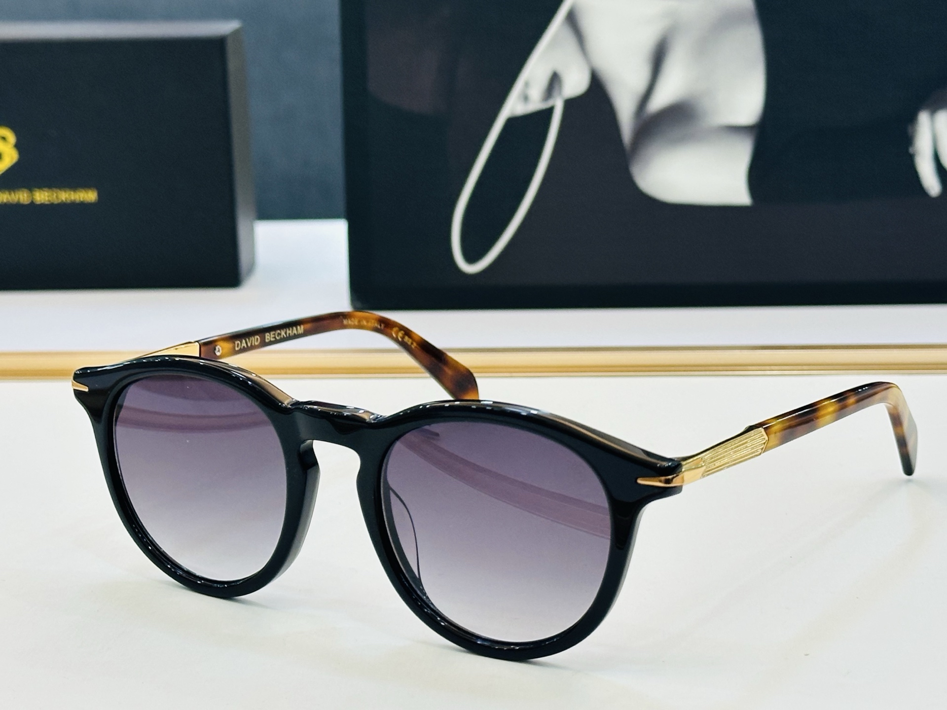 🆕 DB1114/S Size：51口21-145 🌞🌞🇺🇸永不过时 时尚个性款 [色]🇬🇧🇬🇧🇬🇧XL