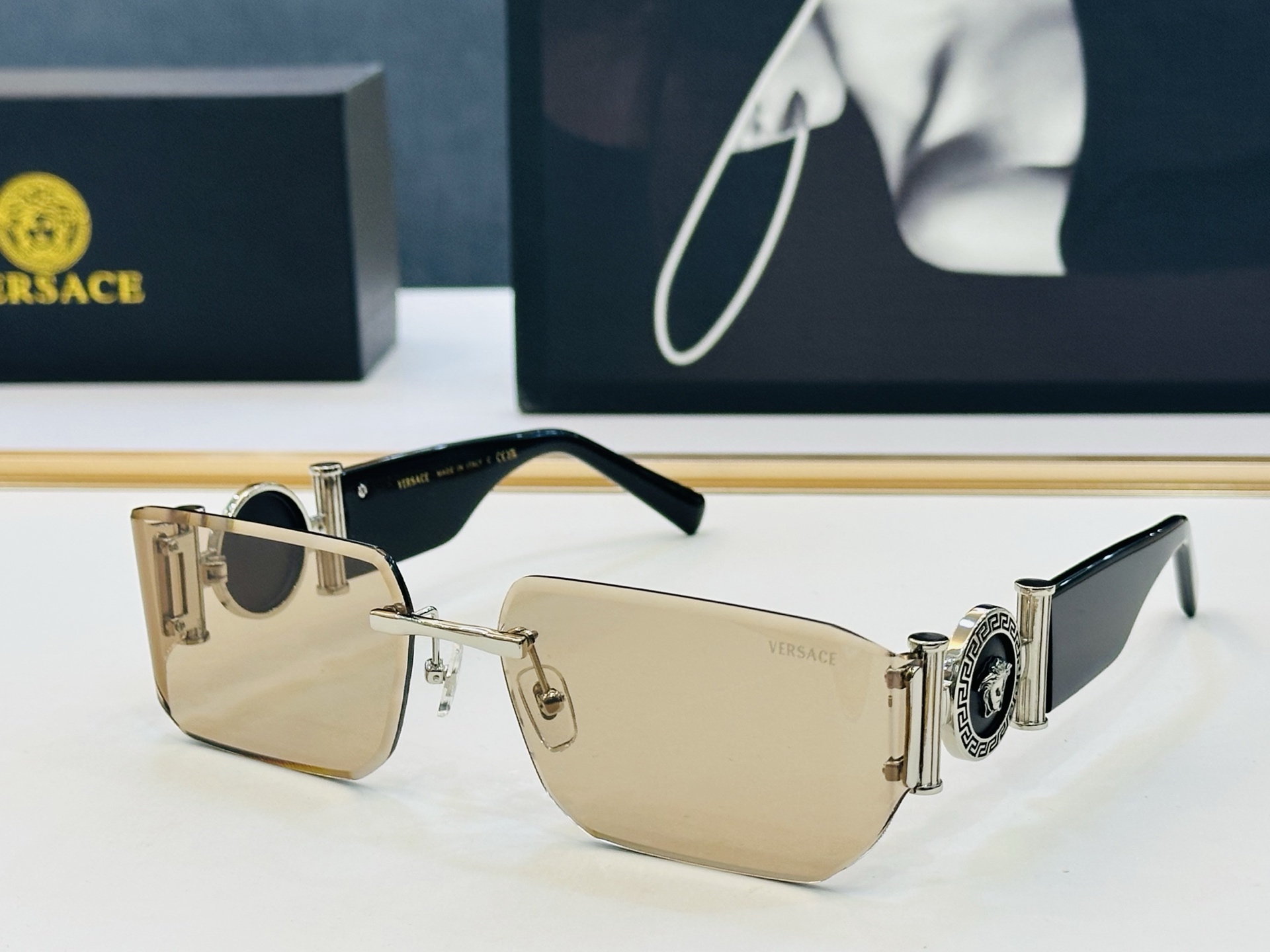 🎉🎉范思家 VERSACE✨✨✨MODEL：VE6773 ✨✨✨SIZE：63口17-138 ✨XL有范