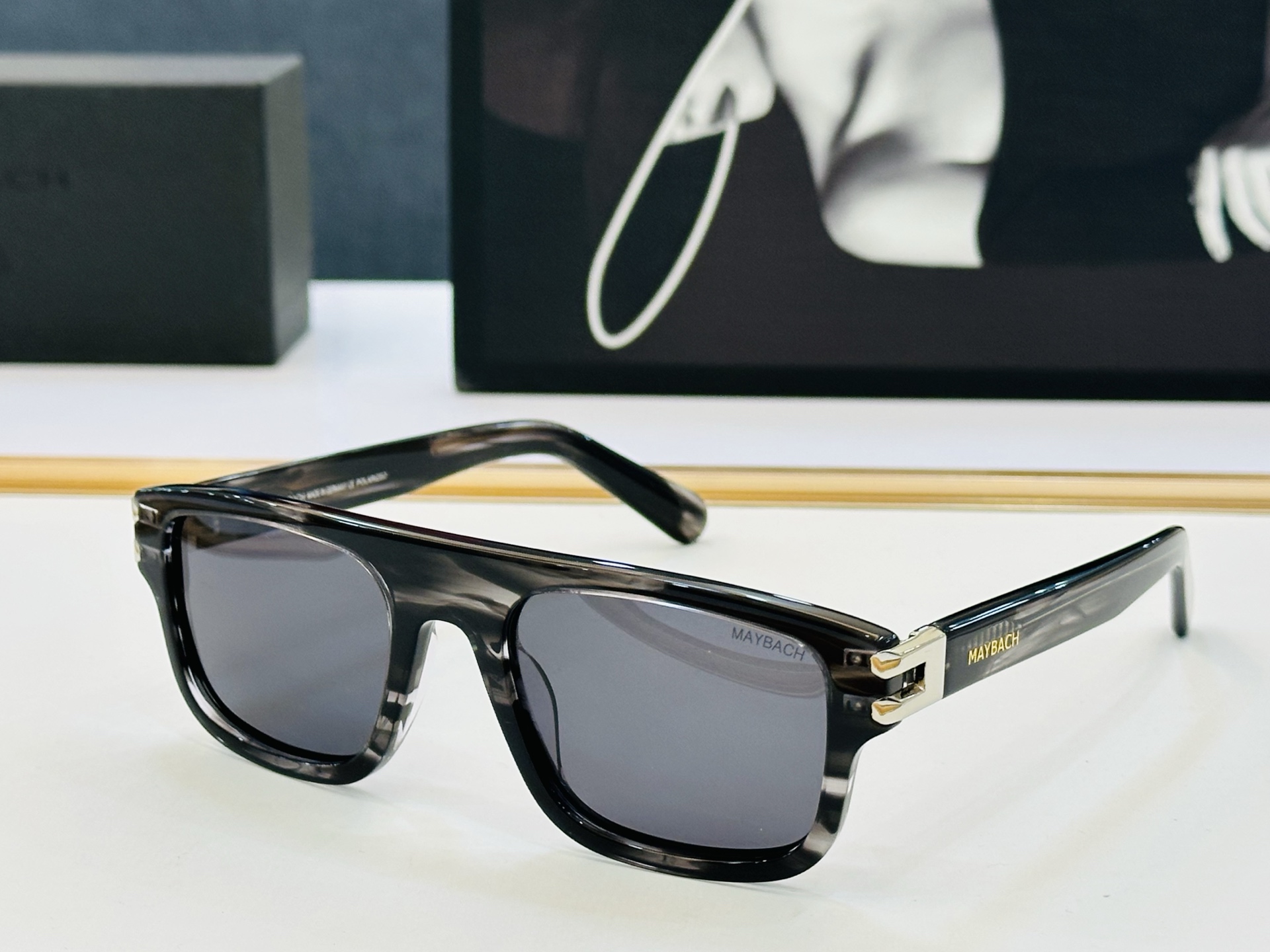 高品质 迈巴赫 🎉🎉做工精美💕💕MAYBAC*H 1599 Size：53口21-145 m质感十足👍