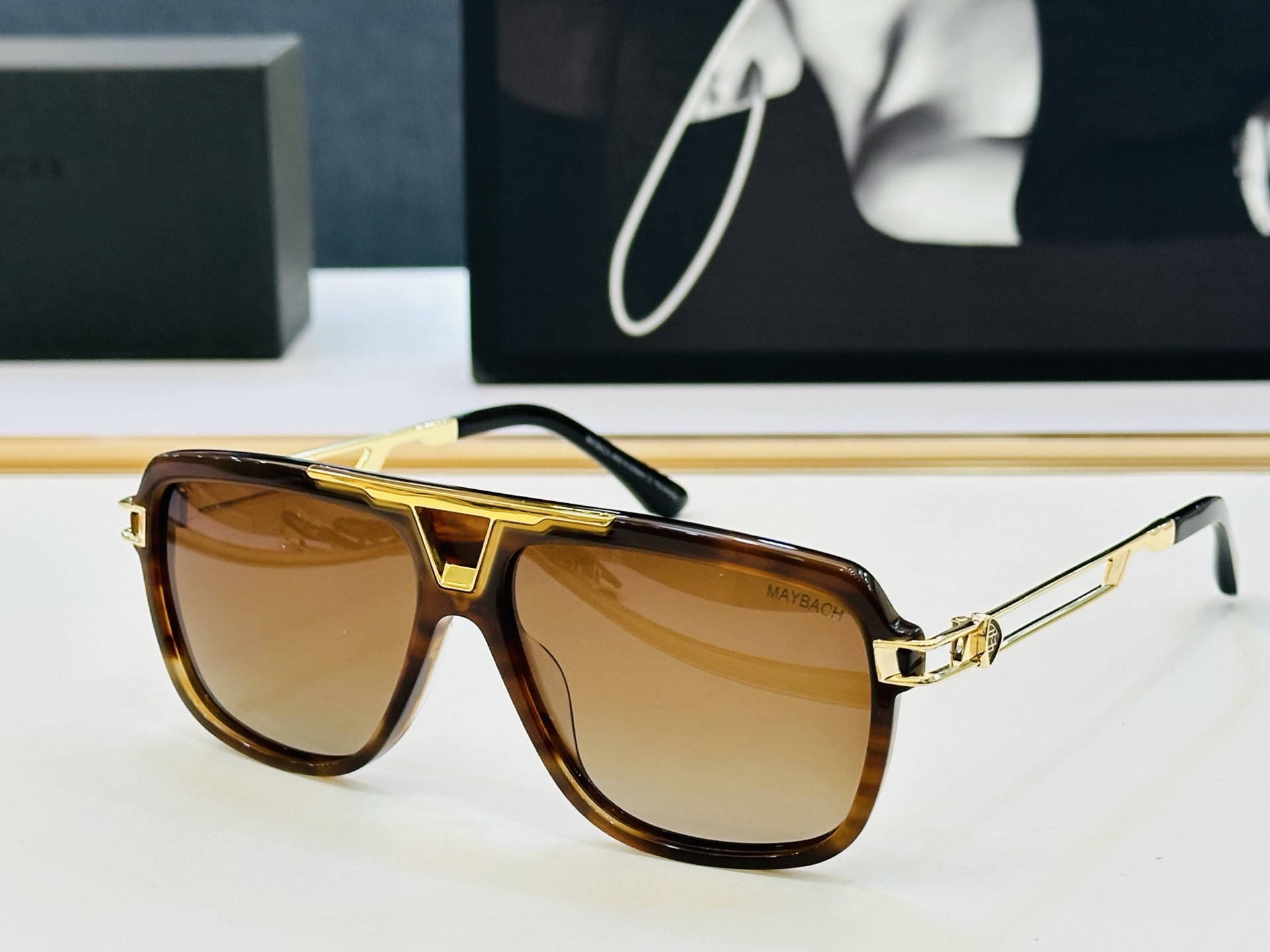 高品质 迈巴赫 🎉🎉做工精美💕💕MAYBAC*H 1595 Size：58口14-145 m质感十足👍