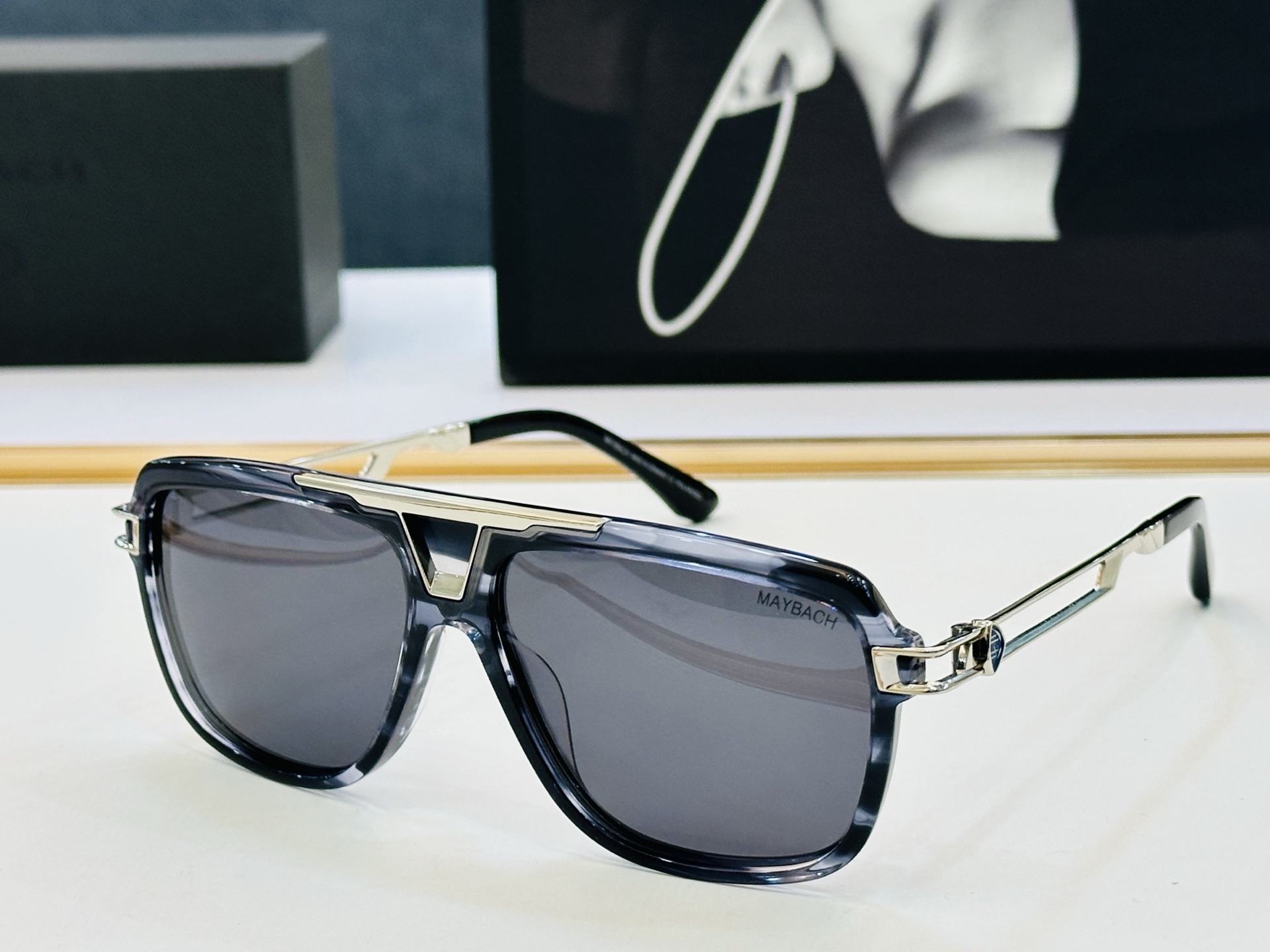 高品质 迈巴赫 🎉🎉做工精美💕💕MAYBAC*H 1595 Size：58口14-145 m质感十足👍