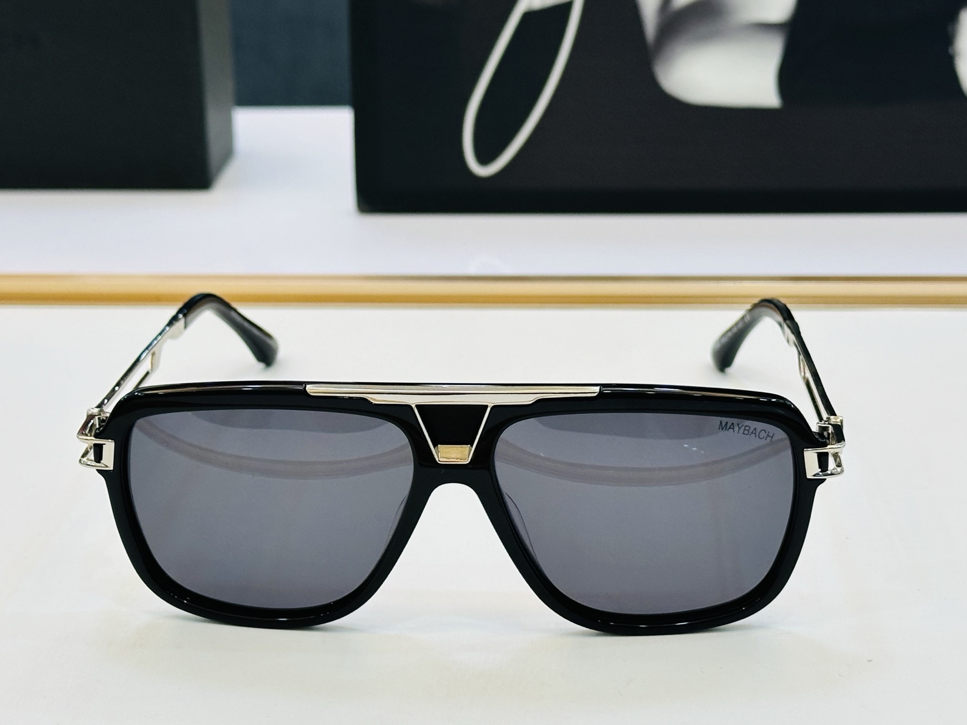 高品质 迈巴赫 🎉🎉做工精美💕💕MAYBAC*H 1595 Size：58口14-145 m质感十足👍