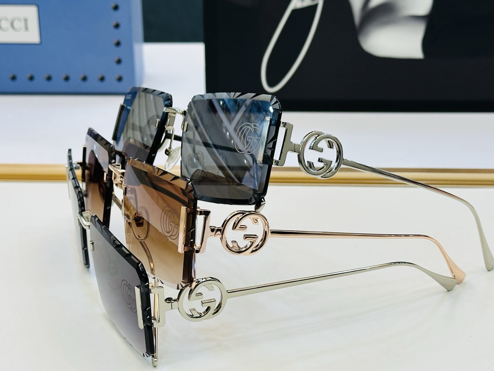 GUCC* 古家 GG1612 🐝🐝系列 Size：62口17-143 🍁🍁b超绝品质 太阳镜。