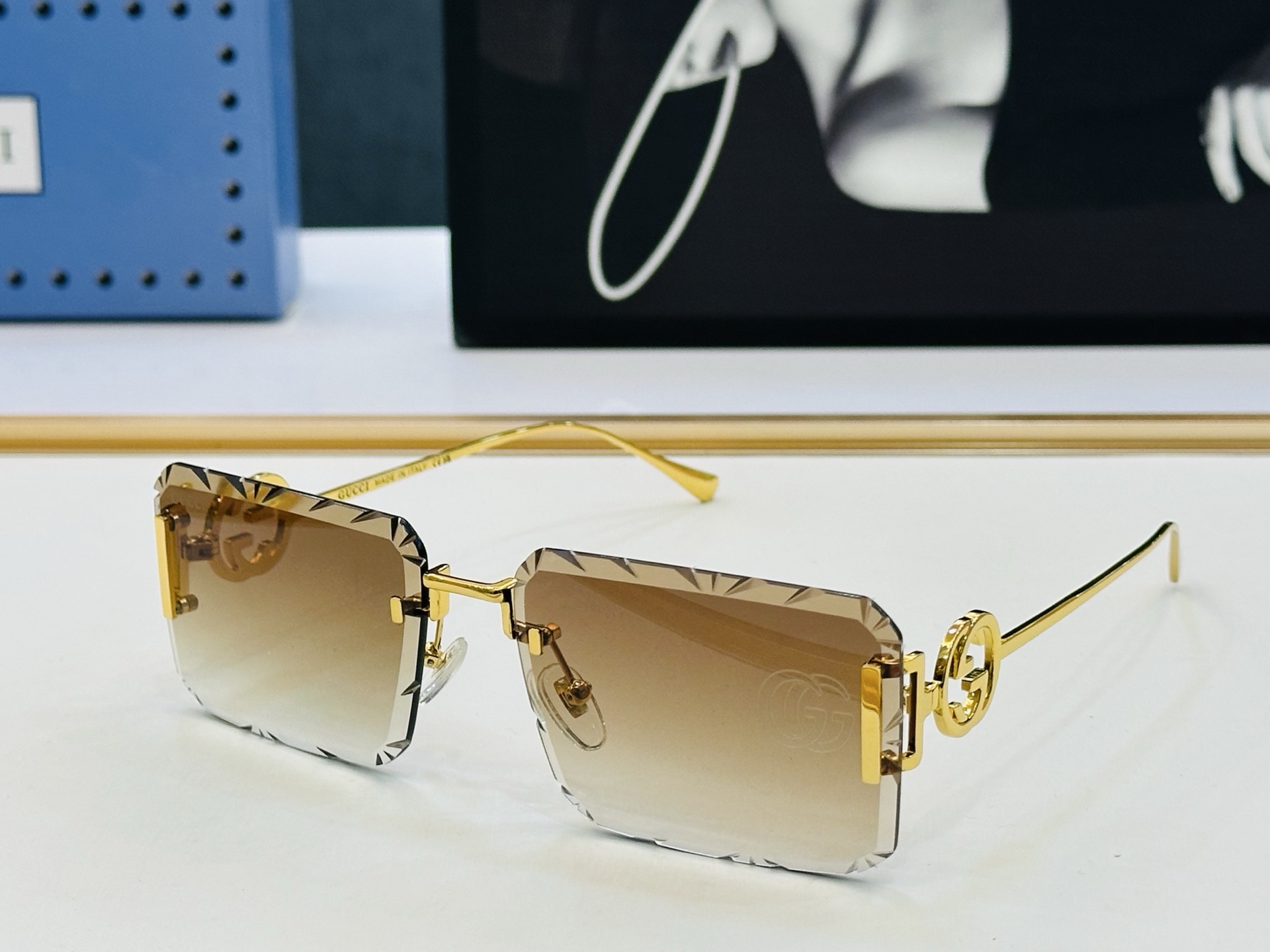 GUCC* 古家 GG1612 🐝🐝系列 Size：62口17-143 🍁🍁b超绝品质 太阳镜。