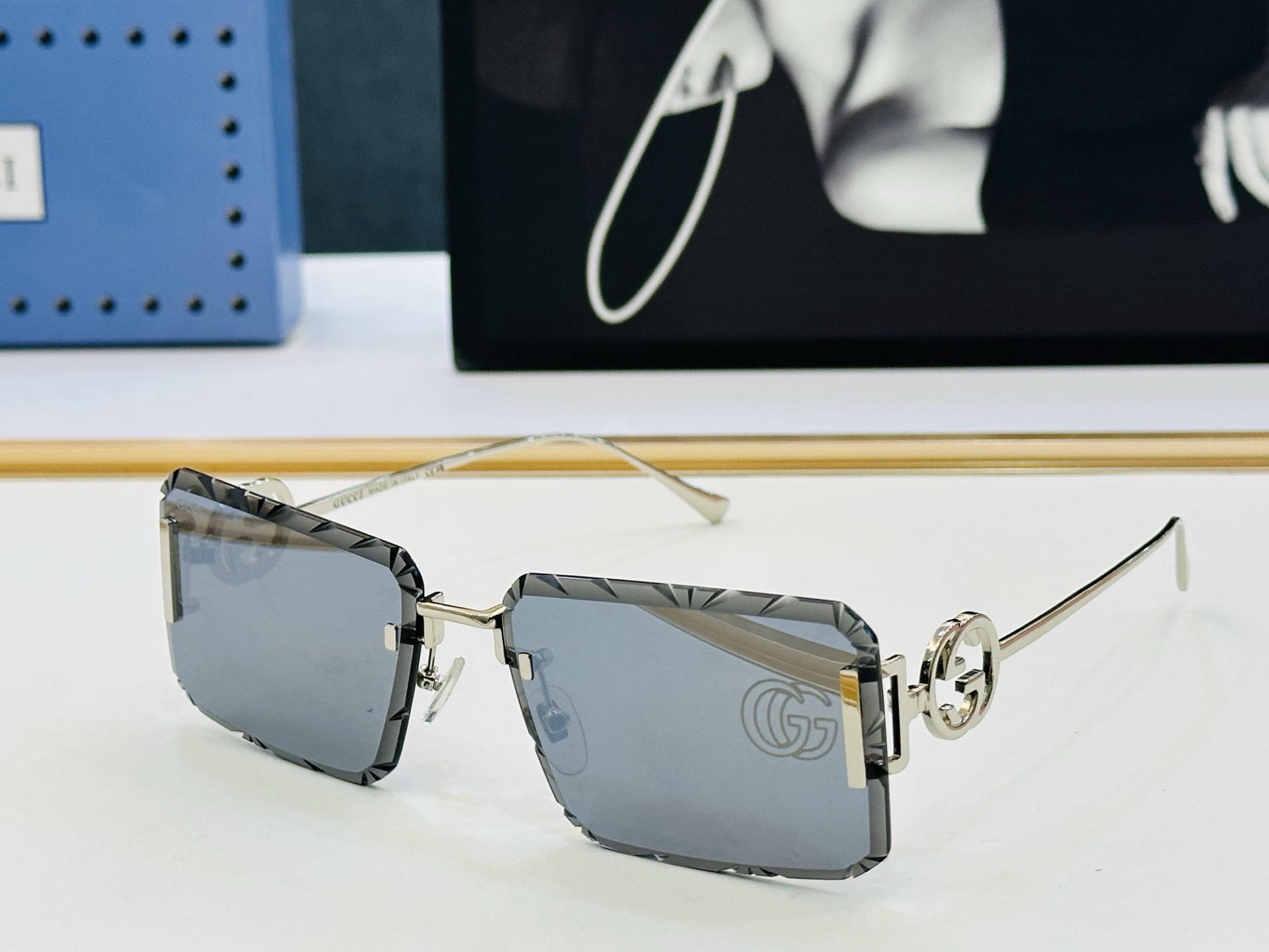 GUCC* 古家 GG1612 🐝🐝系列 Size：62口17-143 🍁🍁b超绝品质 太阳镜。