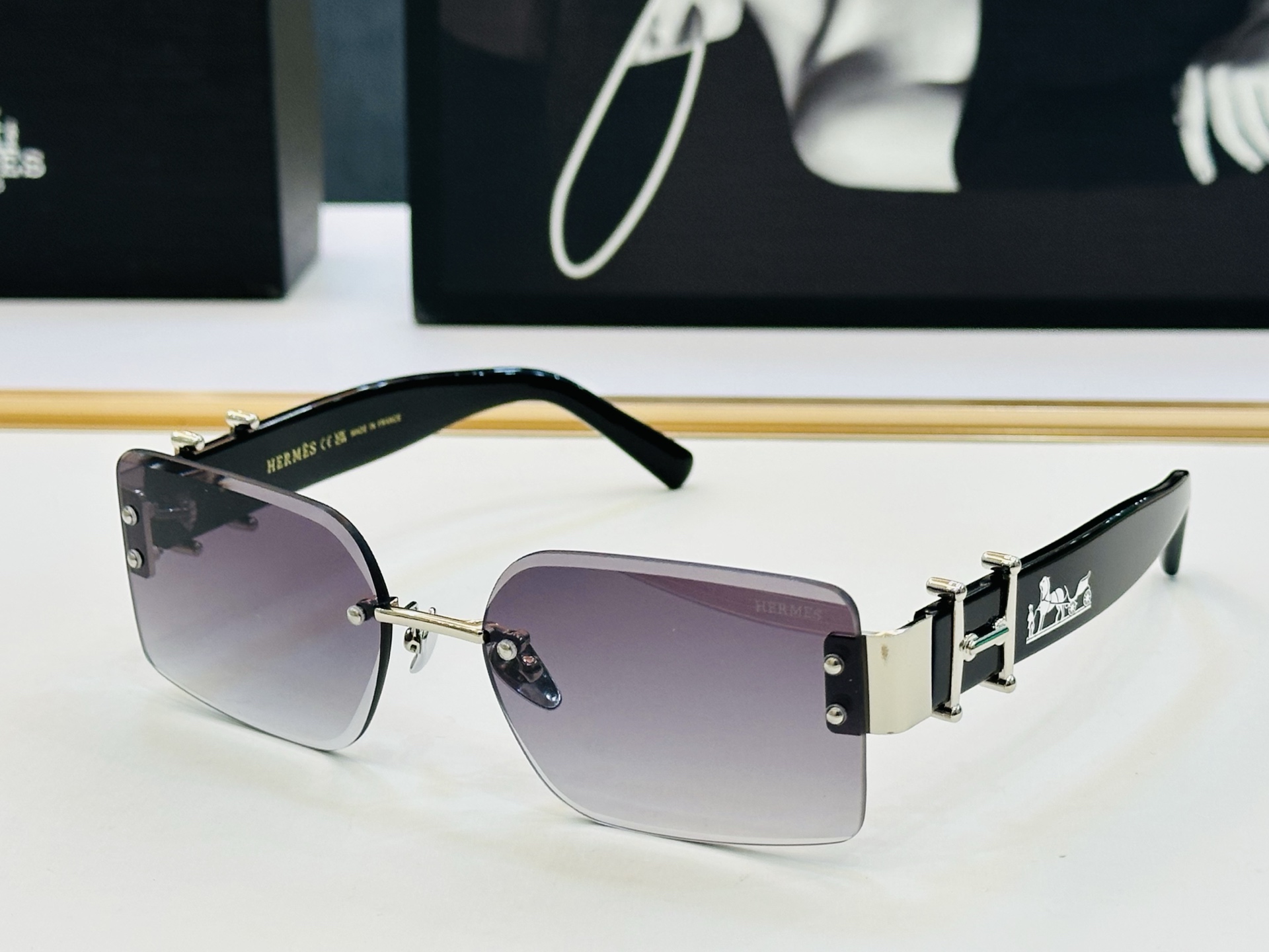 [玫瑰]爱马仕 网红款 9701 Size：59口17-142 👏🎉超级经典 高品质墨镜🎈色][色] b