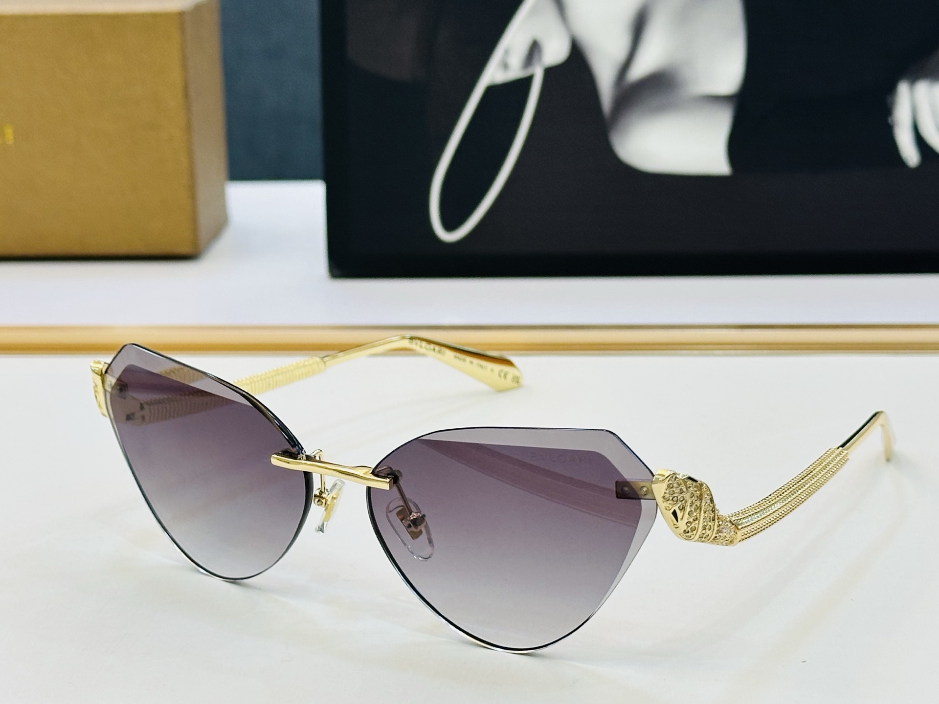 🆕款 官网同售 宝格家 BV40103U 👍 Size ：562口15-140 绝对要买😎品质非常完美 