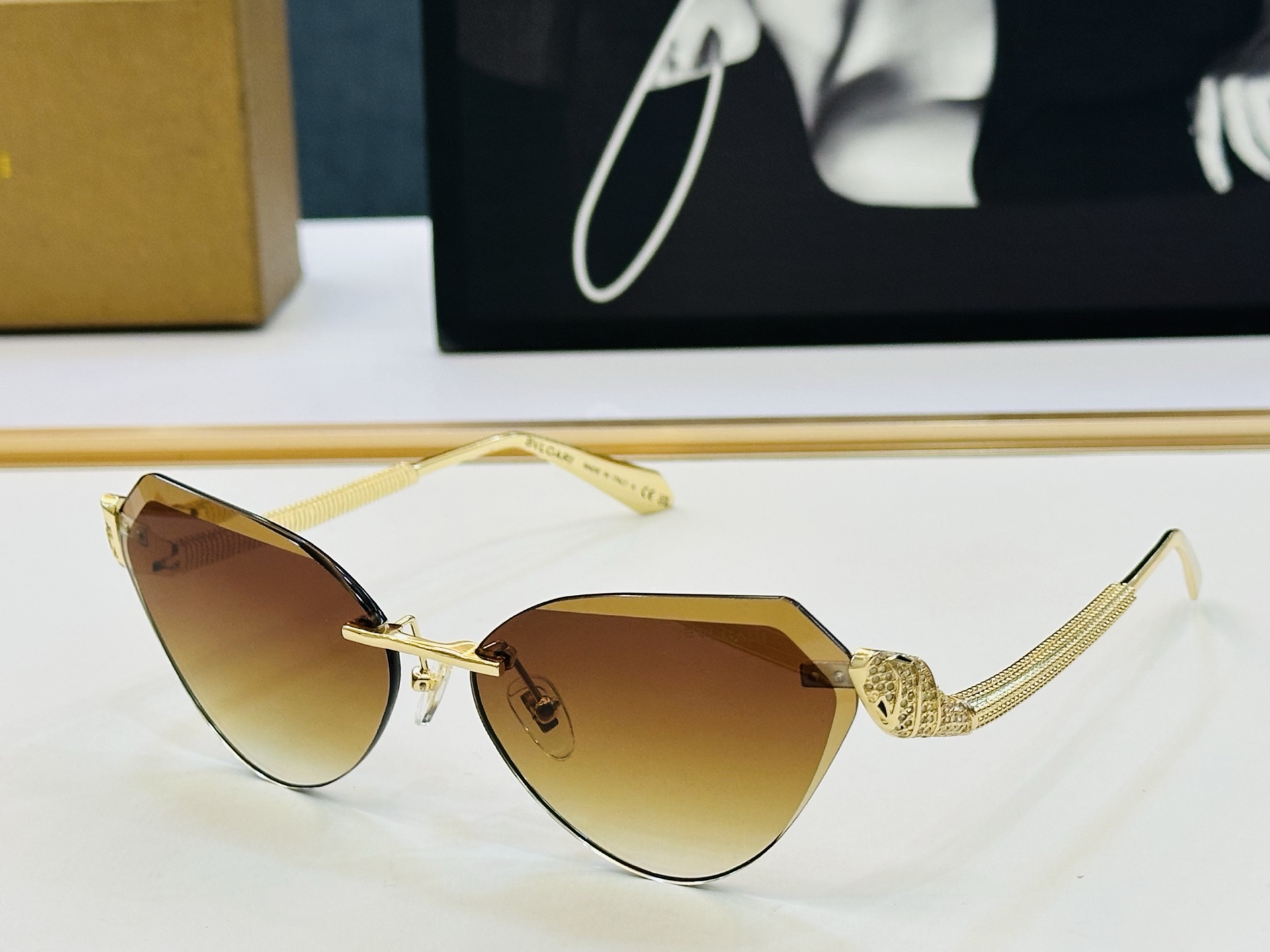 🆕款 官网同售 宝格家 BV40103U 👍 Size ：562口15-140 绝对要买😎品质非常完美 