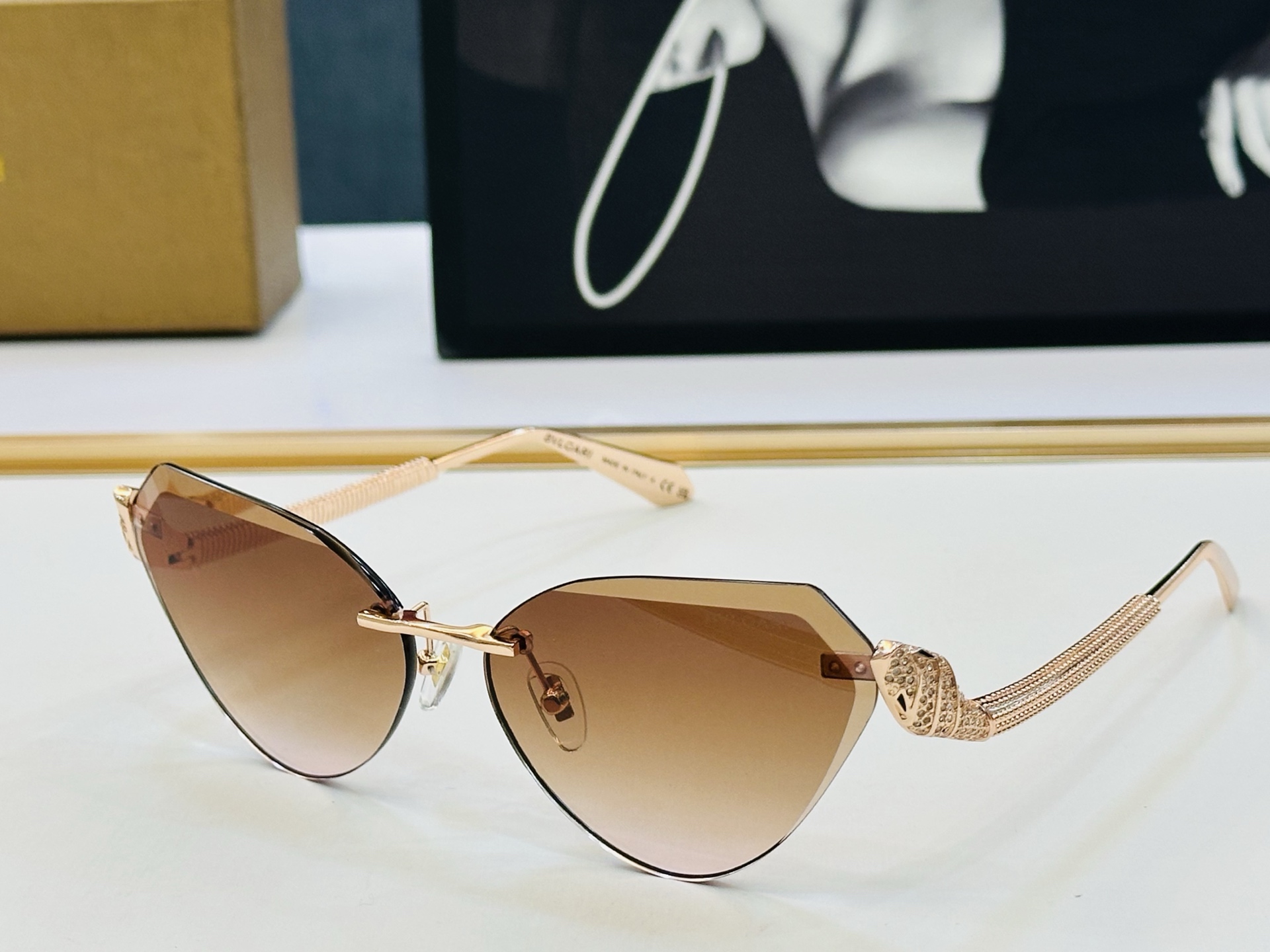 🆕款 官网同售 宝格家 BV40103U 👍 Size ：562口15-140 绝对要买😎品质非常完美 