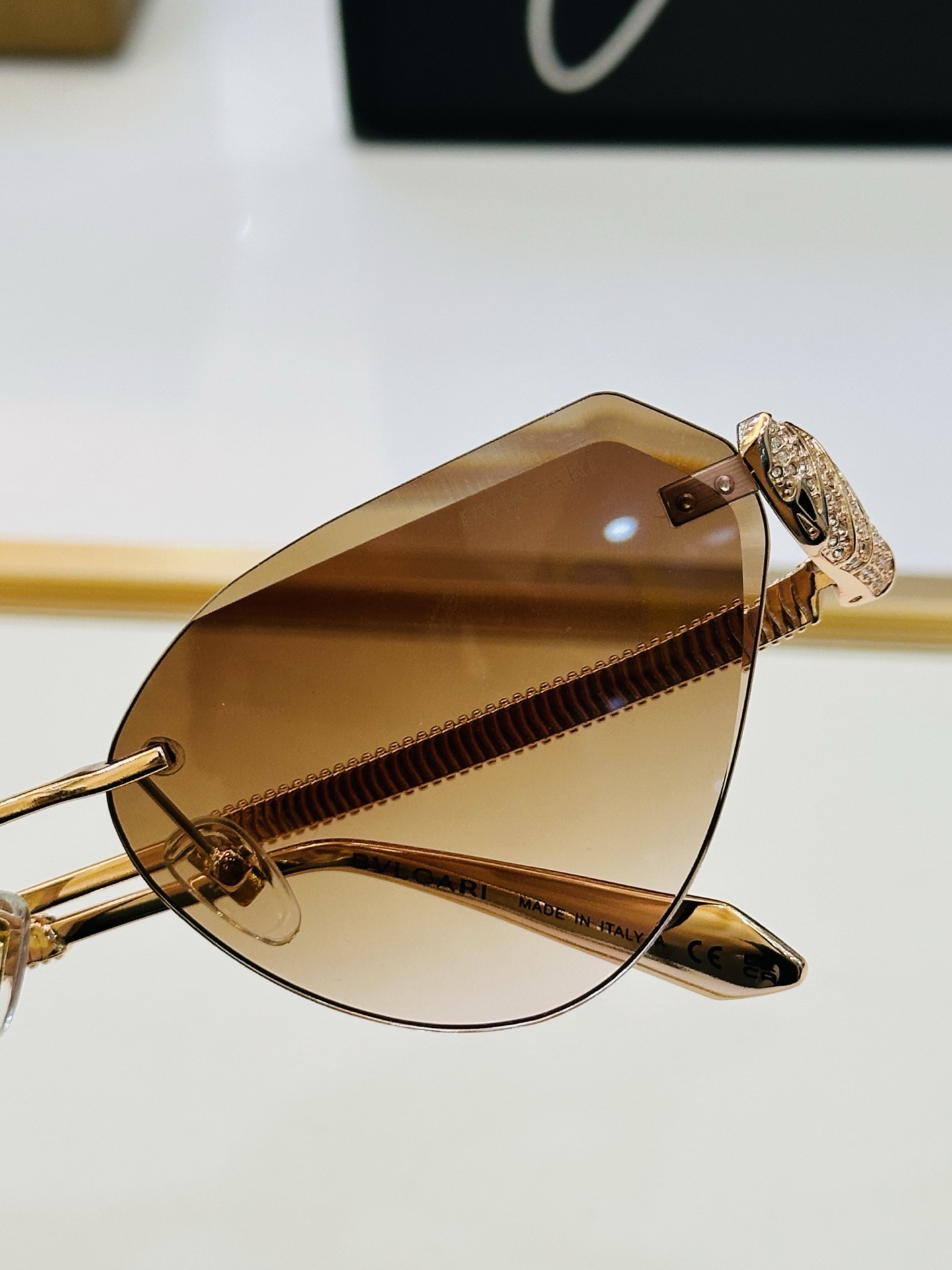 🆕款 官网同售 宝格家 BV40103U 👍 Size ：562口15-140 绝对要买😎品质非常完美 