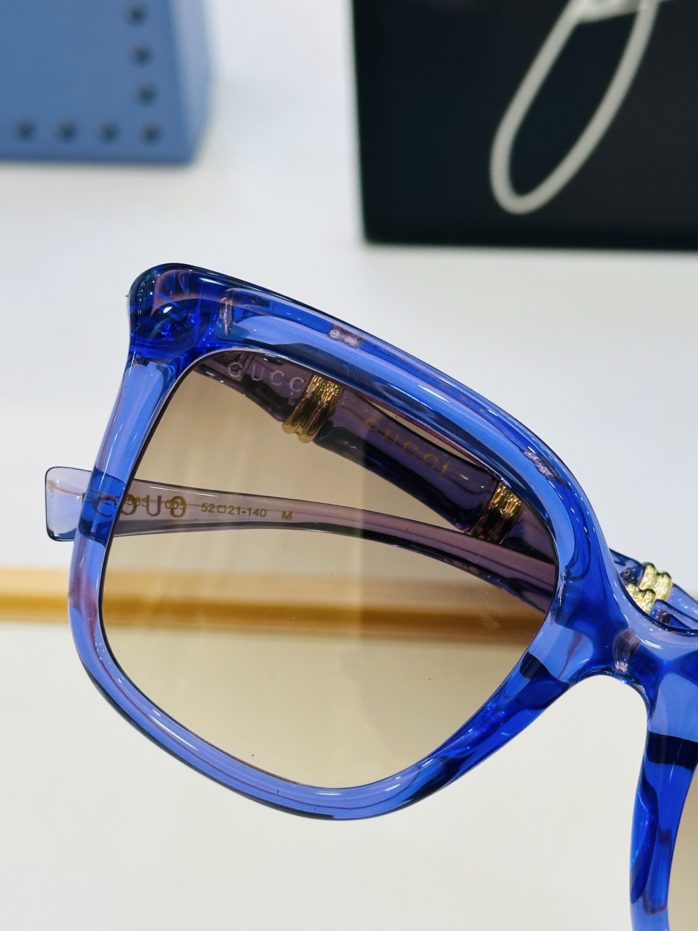 GUCC* 古家 GG2058S 🐝🐝系列 Size：52口21-140 🍁🍁 W超绝品质 。