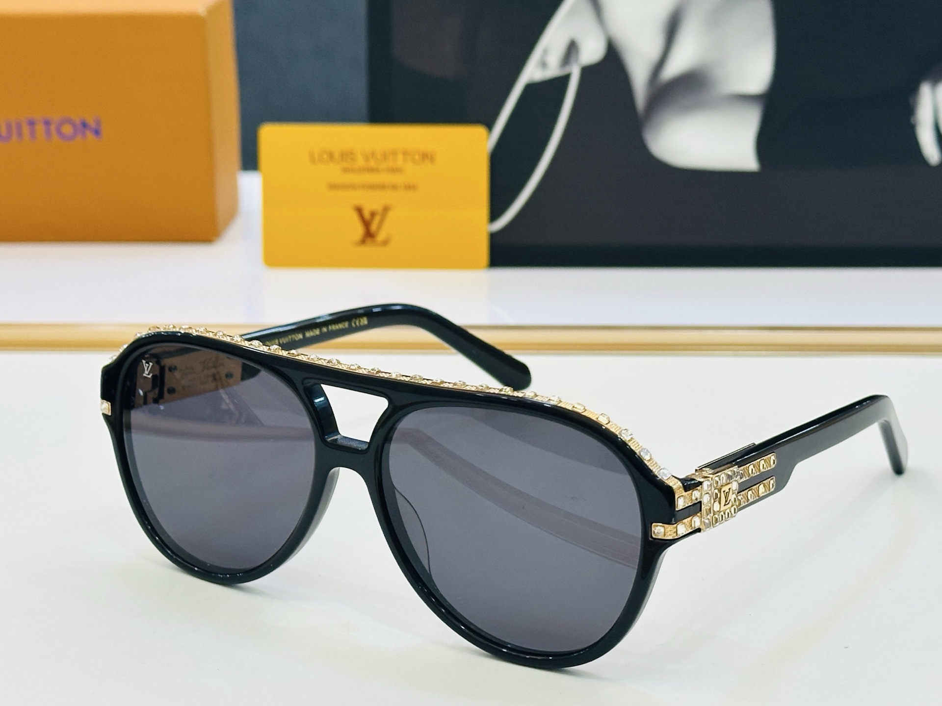 路易家 🎩Z2009U Size：59口16-142 充满活力的 展现独特个性🌟展现大气的你 bm高品质