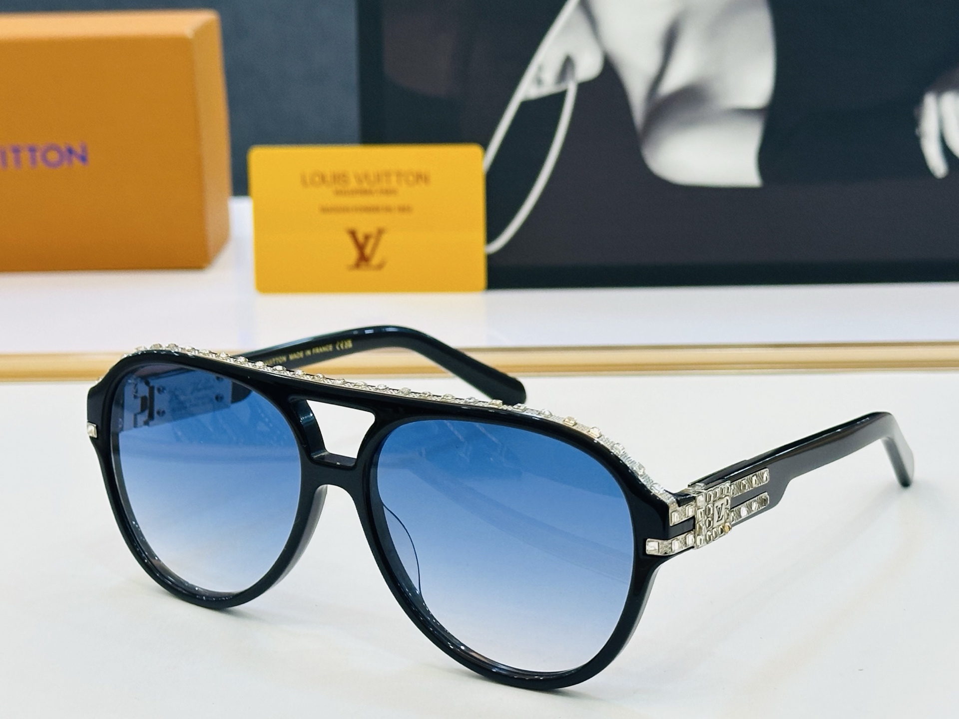 路易家 🎩Z2009U Size：59口16-142 充满活力的 展现独特个性🌟展现大气的你 bm高品质