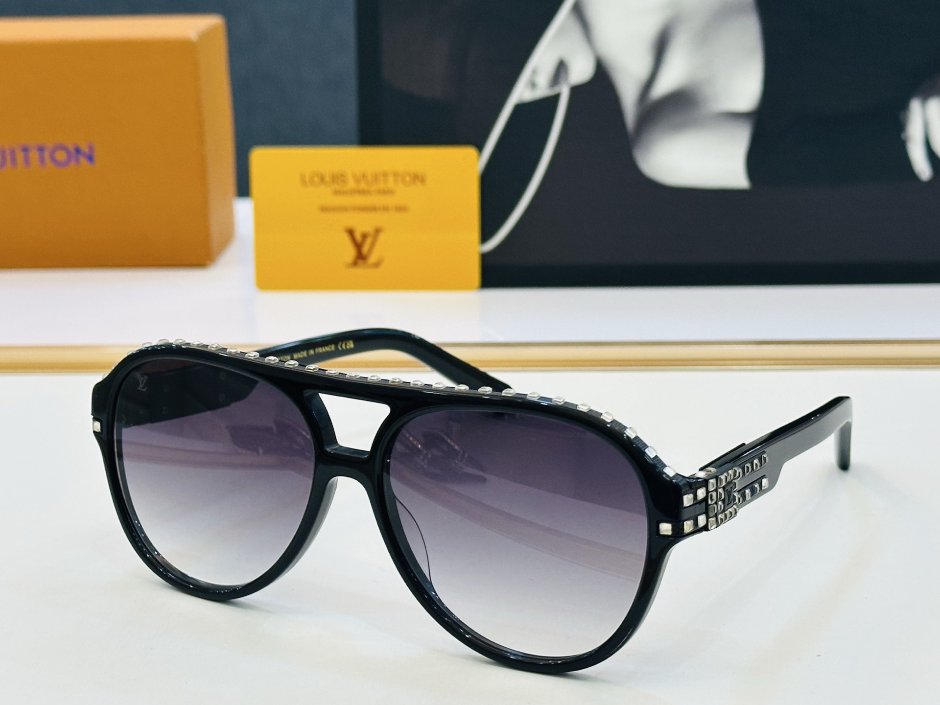 路易家 🎩Z2009U Size：59口16-142 充满活力的 展现独特个性🌟展现大气的你 bm高品质