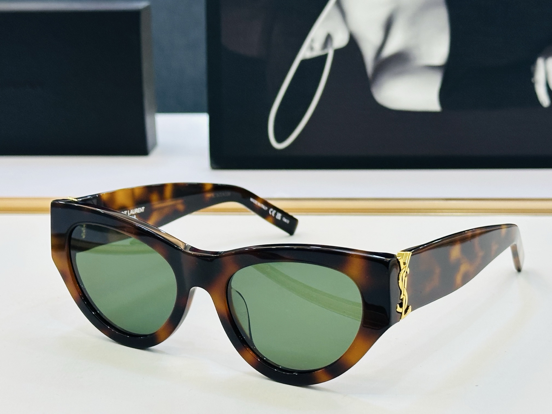 网红爆款 圣罗兰💫SL M94 💫Size：53口20-145 金属款设计 J俏皮甜美质感超好