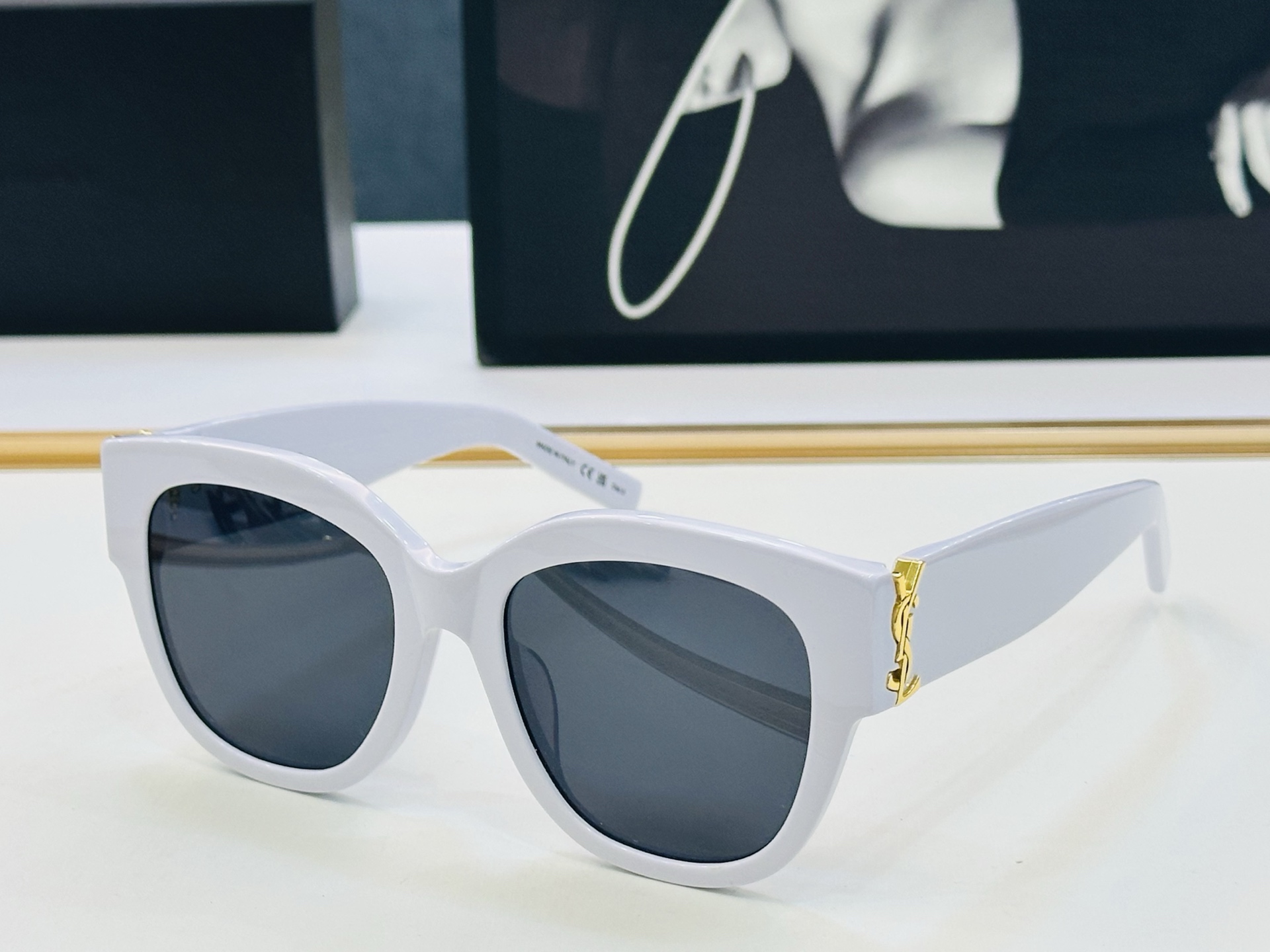 网红爆款 圣罗兰💫SLM95 💫Size：56口20-145 板材框设计 J俏皮甜美质感超好