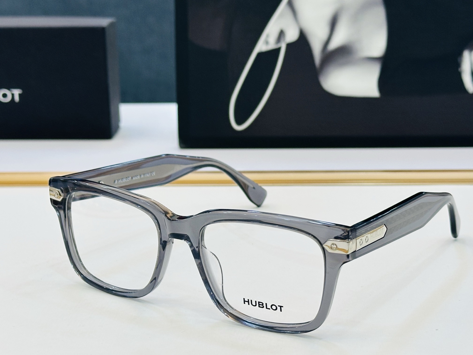 HUBLOT✨✨✨MODEL:H048O✨✨SIZE：54口19-145 ✨✨ L最新款 配光镜