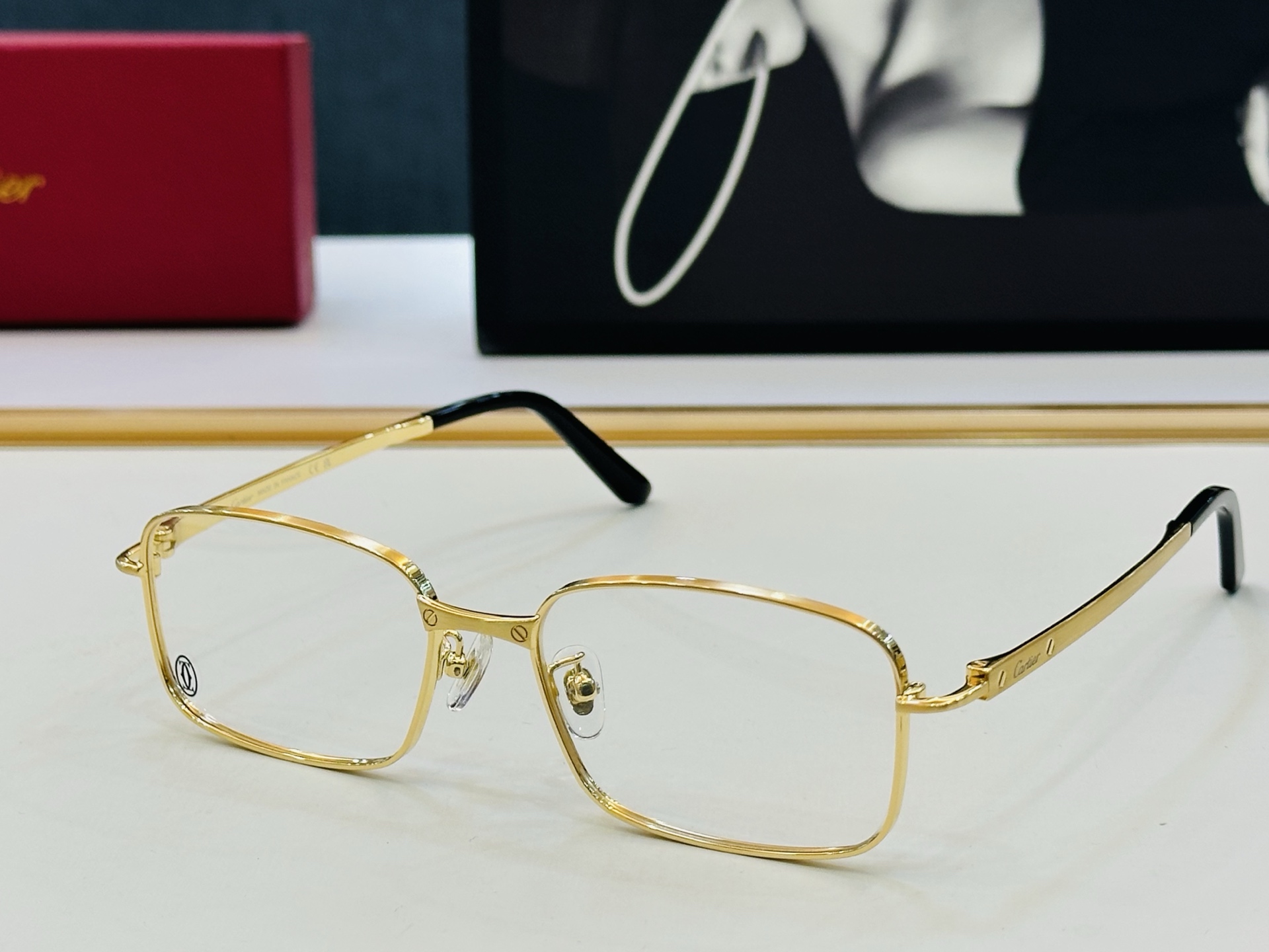 Cartier-卡家 ✨CT0555 Size：55口17-145 不挑脸型 简约大气 时尚休闲 👌👃Z