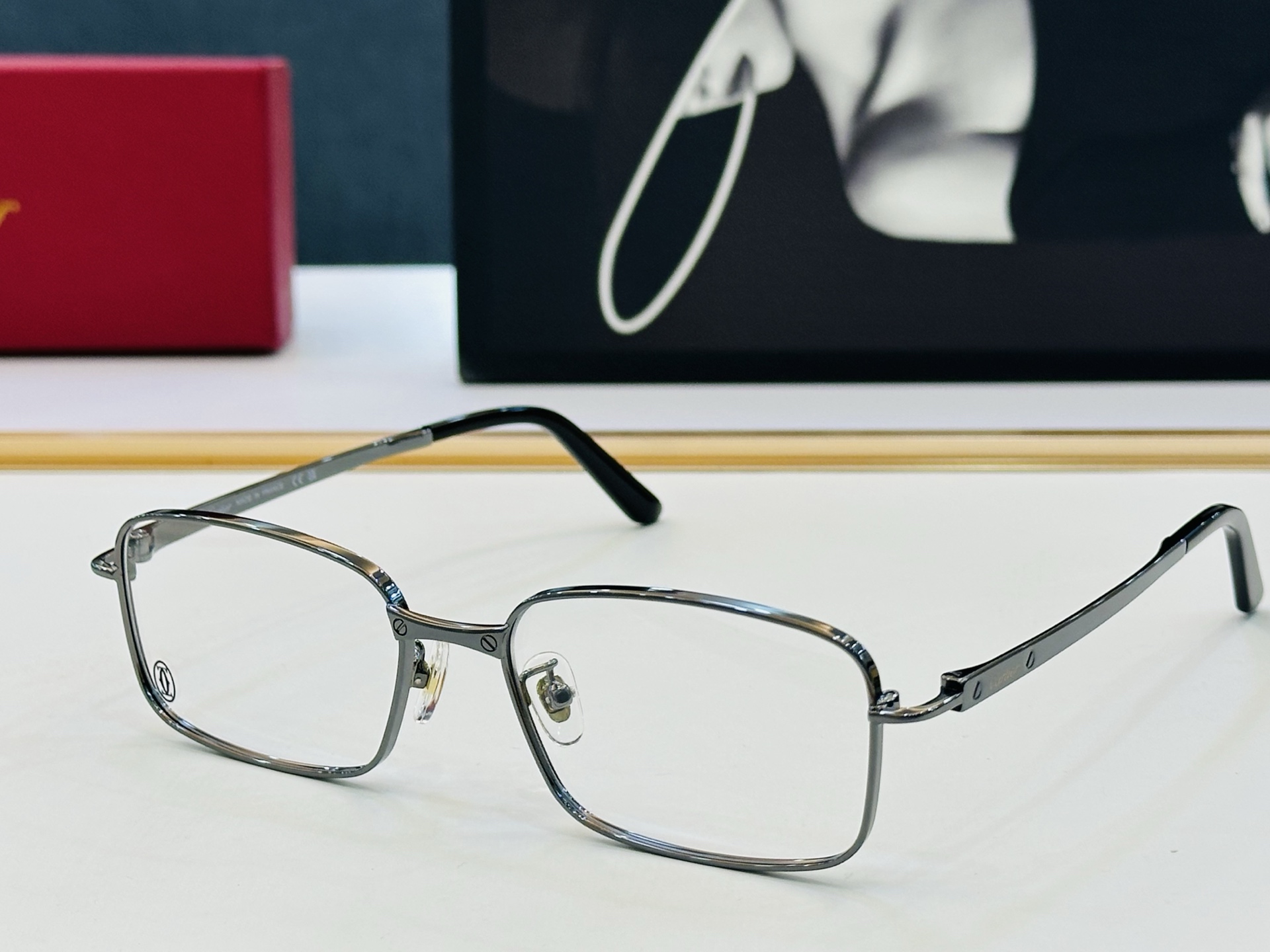 Cartier-卡家 ✨CT0555 Size：55口17-145 不挑脸型 简约大气 时尚休闲 👌👃Z