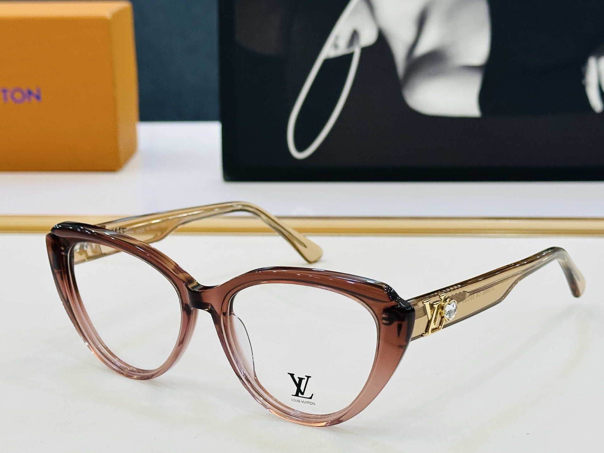 🎉🎉路易家 Z1566E 🔻🔻Size：53口20-145 🔰经典再现 板材框 Z配光架 配戴舒适 🆕