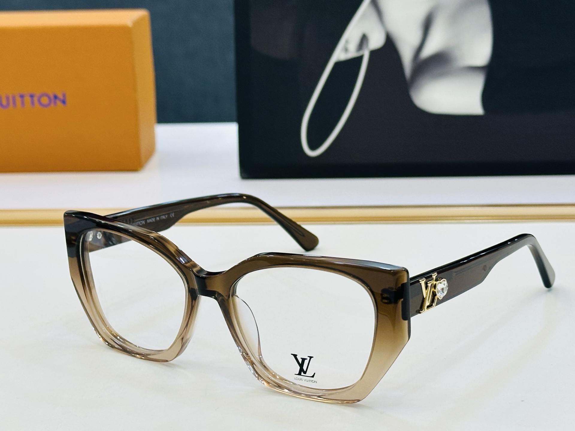 🎉🎉路易家 Z1565E 🔻🔻Size：53口19-145 🔰经典再现 板材框 Z配光架 配戴舒适 🆕