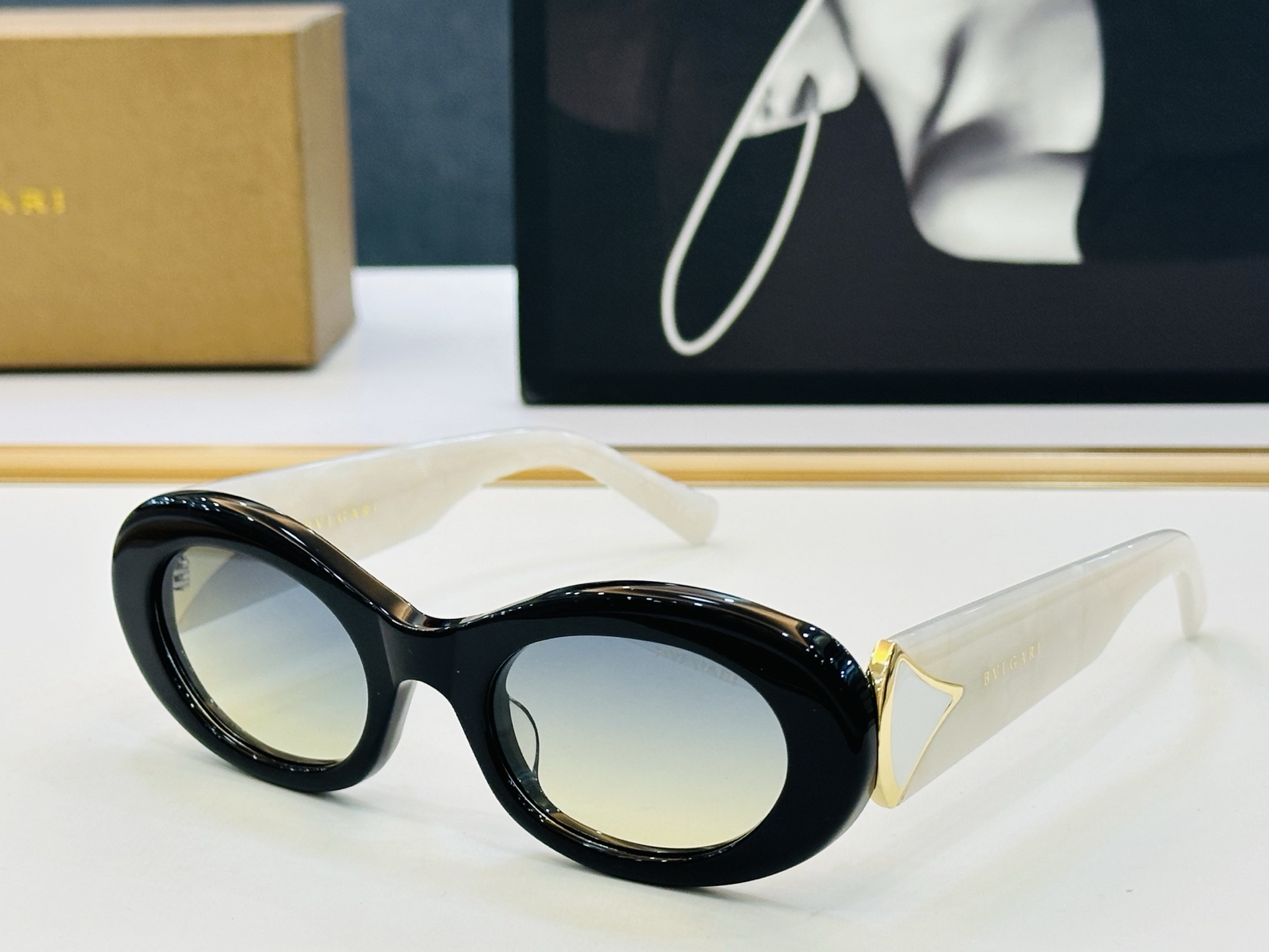 🆕款 官网同售 宝格家 BV40070 👍 Size ：50口22-140 绝对要买😎品质非常完美 C出