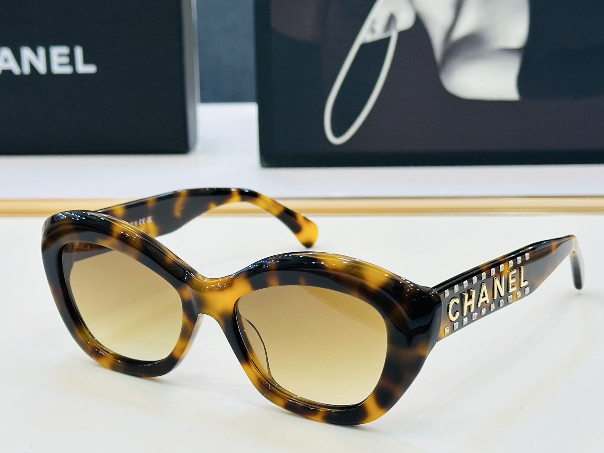 🆕 【CHANE*/香家】MODEL:CH9161B Size：53口19-145 💅🏻💓C太阳镜