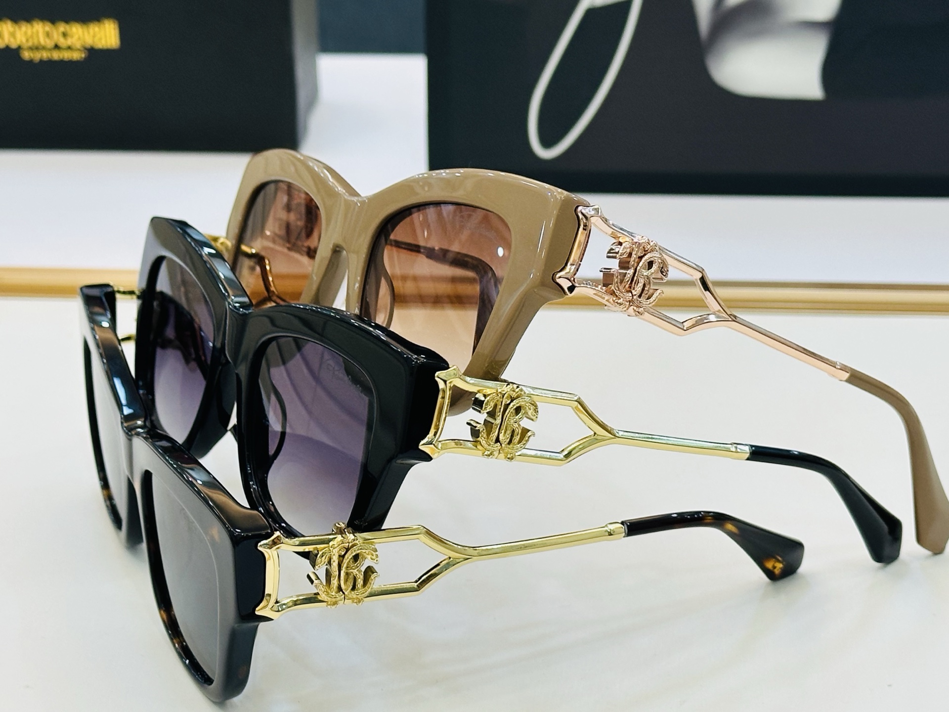 罗伯特家 SRC130 Size：62口19-140 呲牙][呲牙]进口材料 logo 全新的感觉 给你