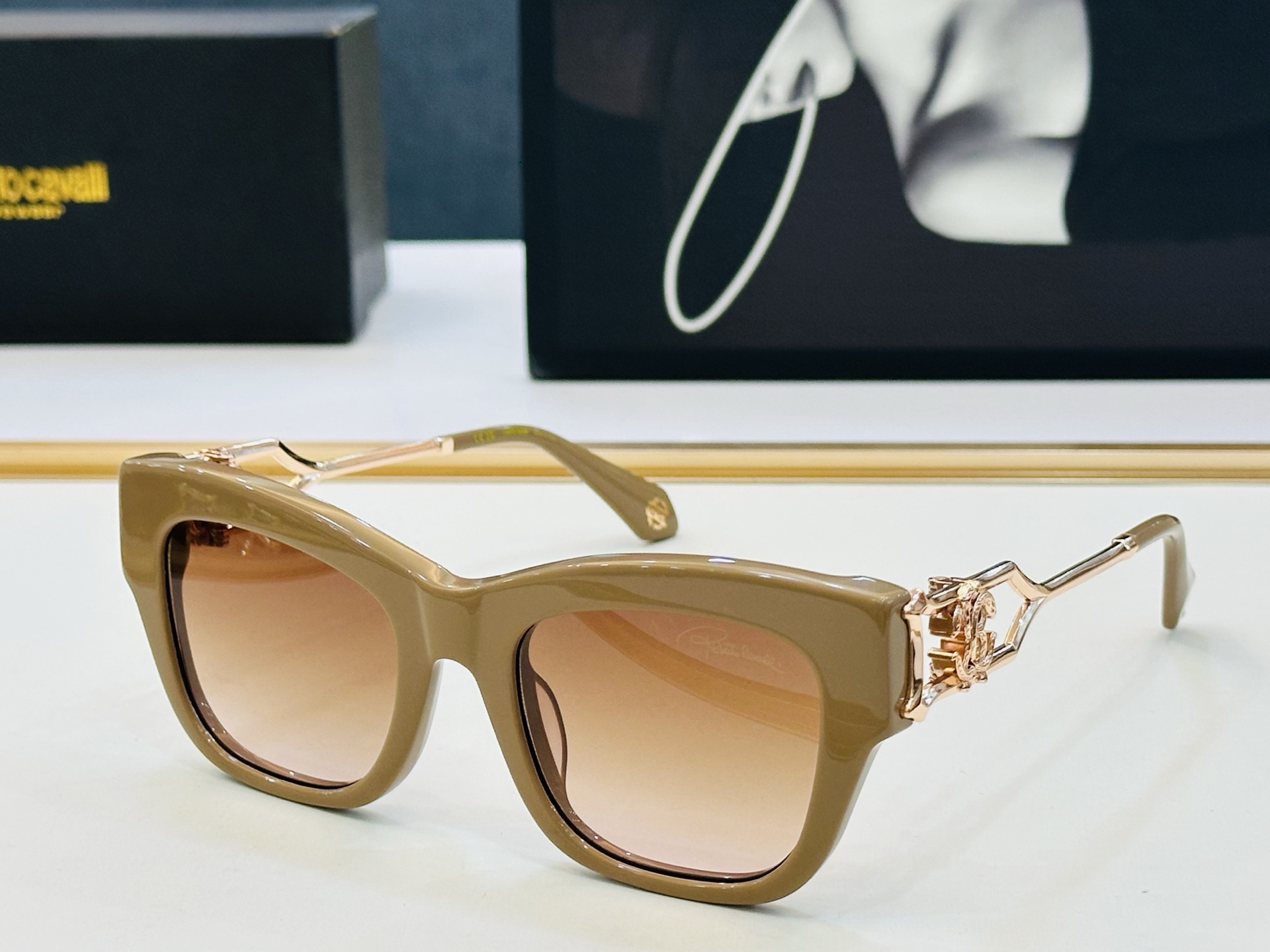 罗伯特家 SRC130 Size：62口19-140 呲牙][呲牙]进口材料 logo 全新的感觉 给你