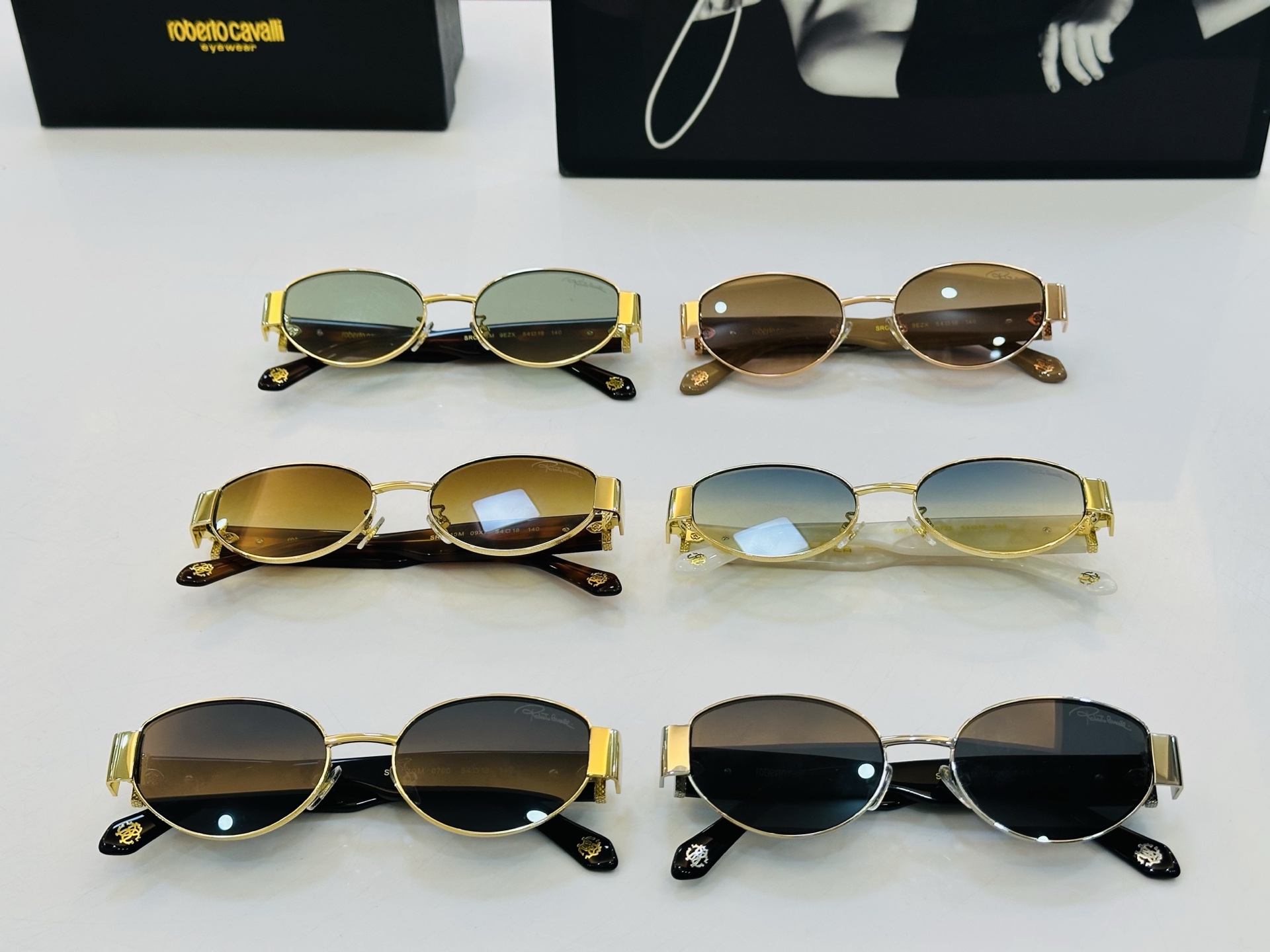 罗伯特家 SRC140M Size：54口18-140 呲牙][呲牙]进口材料 logo 全新的感觉 给