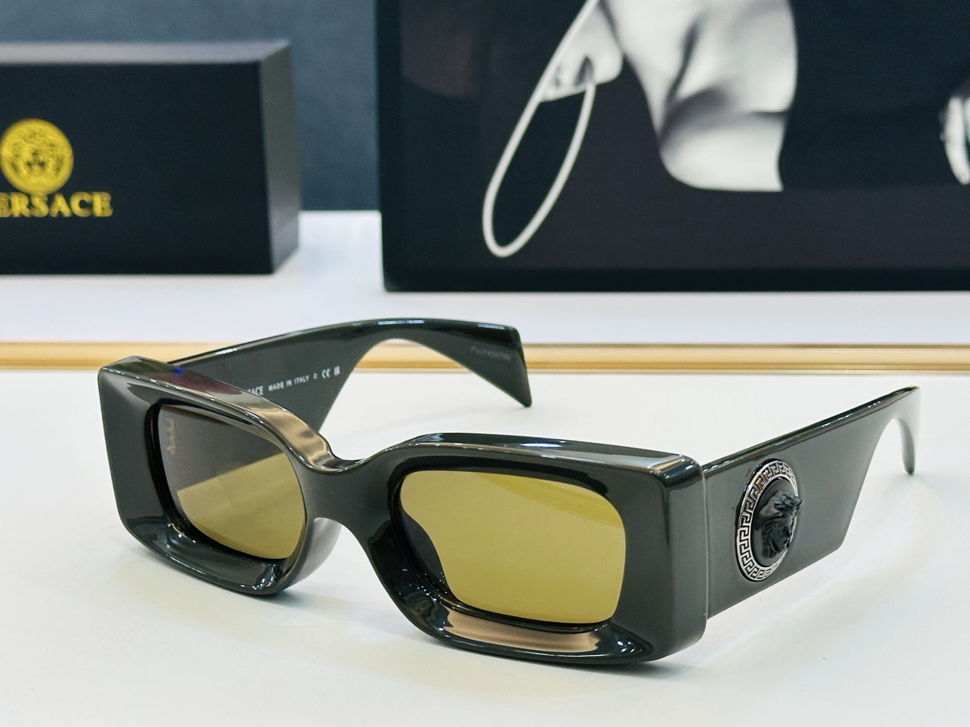 ❤️❤️范思家 VERSACE✨✨✨MODEL：VE4474 Size：52口20-140 ✨b有范