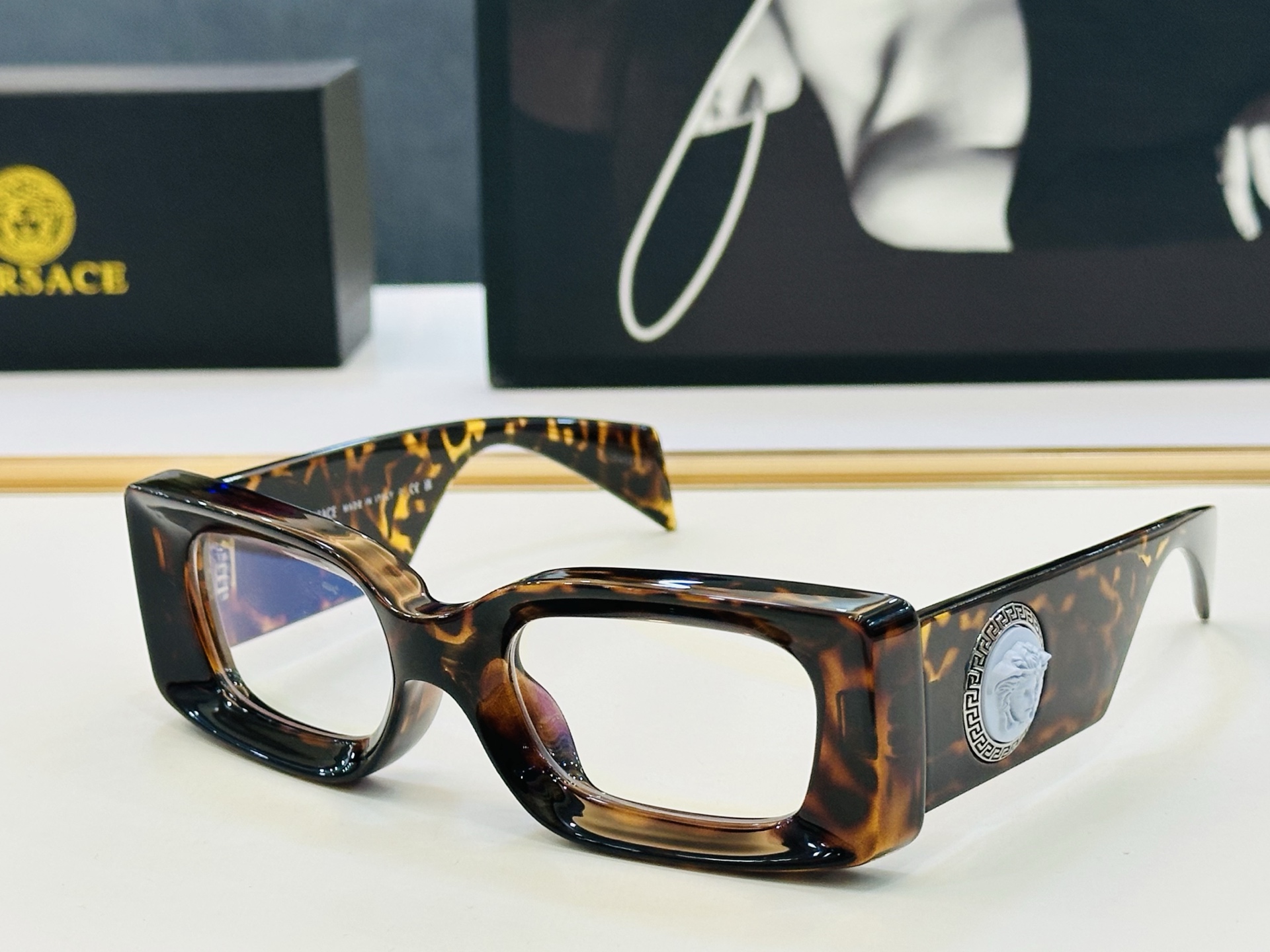 ❤️❤️范思家 VERSACE✨✨✨MODEL：VE4474 Size：52口20-140 ✨b有范