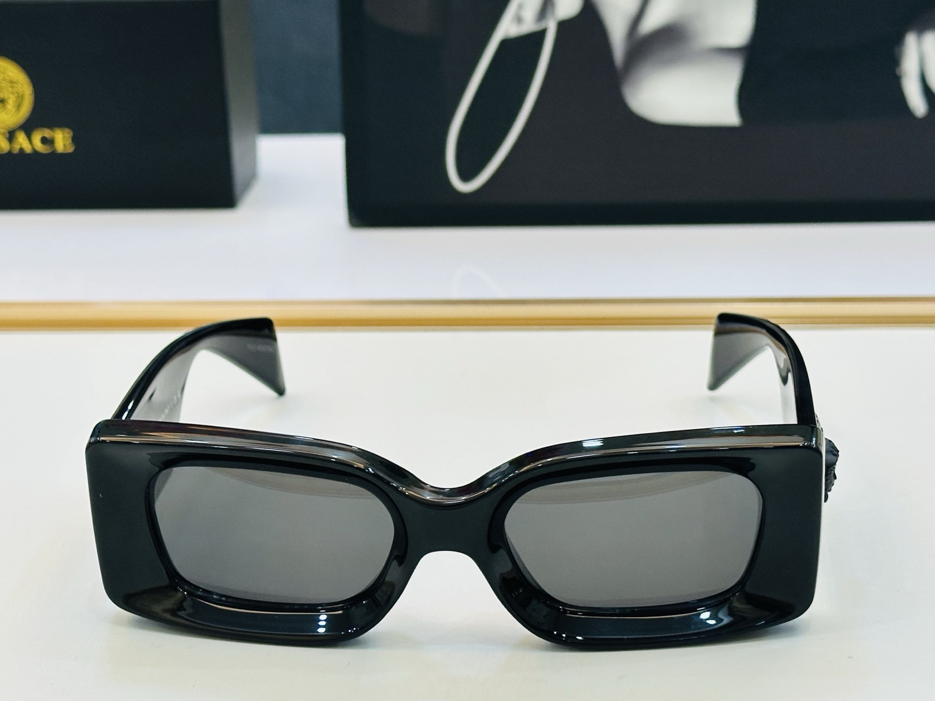 ❤️❤️范思家 VERSACE✨✨✨MODEL：VE4474 Size：52口20-140 ✨b有范