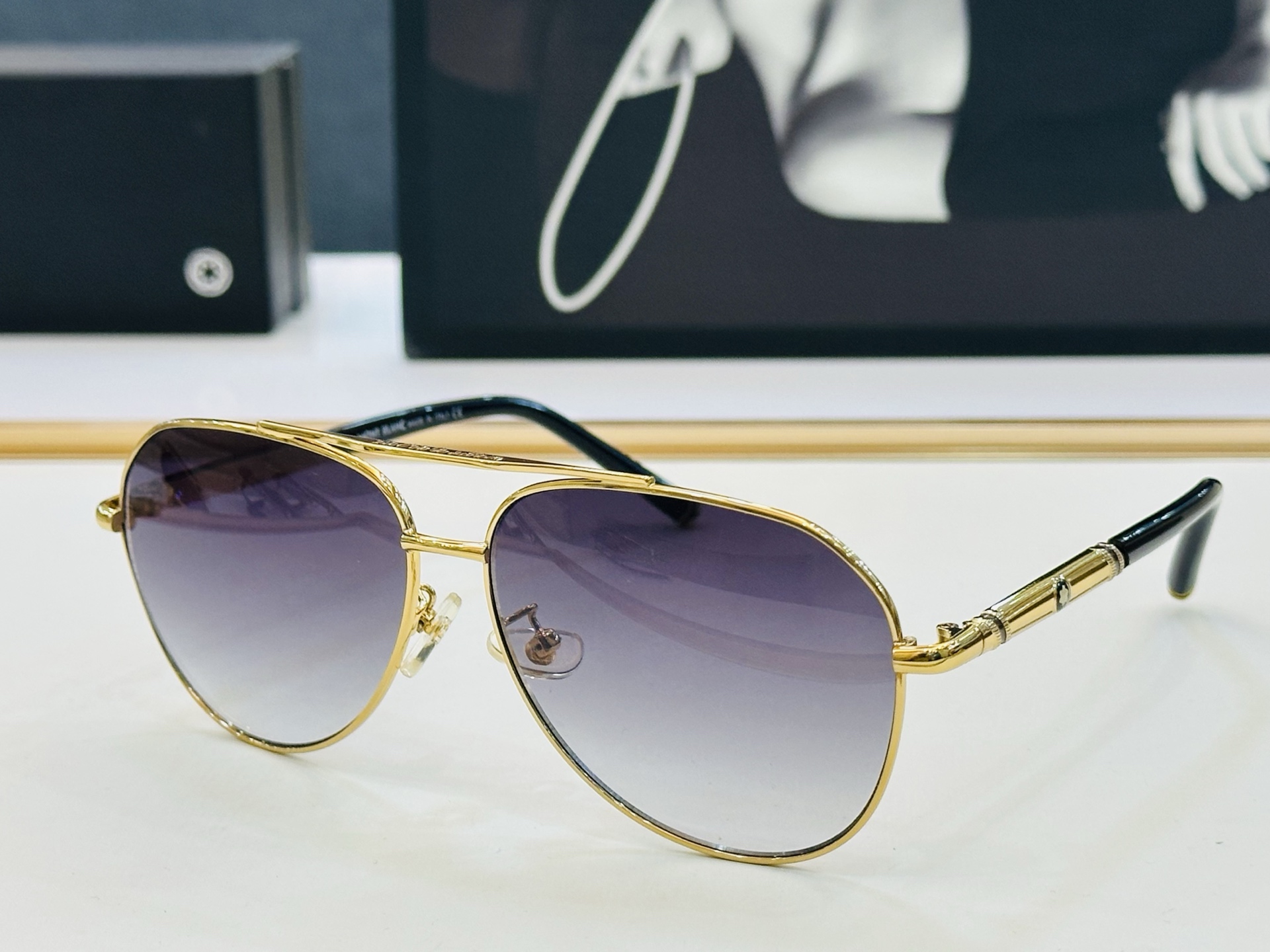 MB861 Size：61口13-140 🌤万宝龙 非常能彰显一个人的品味品质做工稳实 C太阳镜